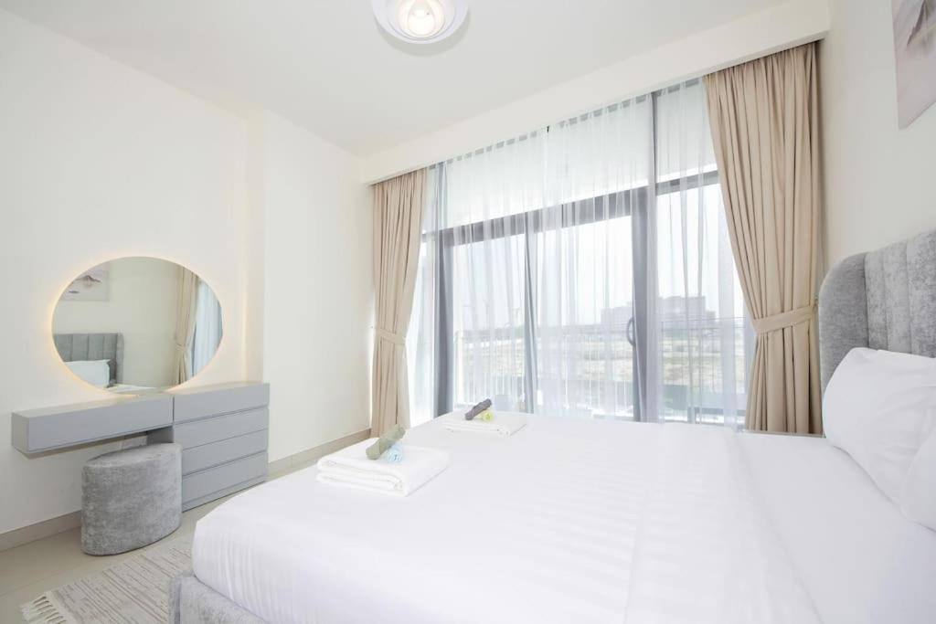 Park Point C-1 Bedroom For Monthly Stay-1003 Apartment