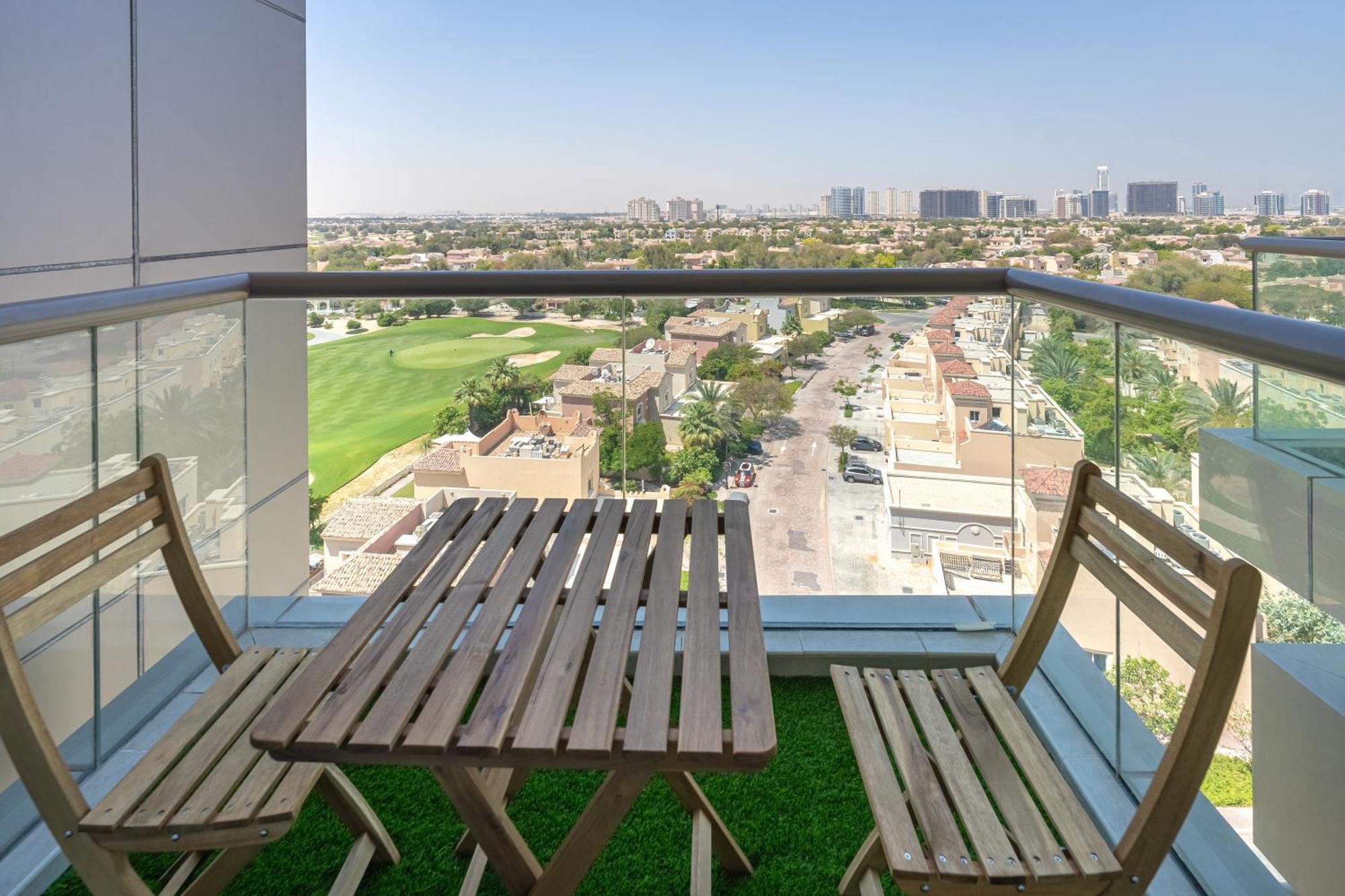Luxury - Golf Views - Sports City, Apartment Dubai