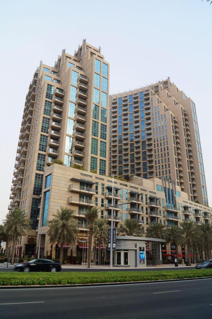 Trinity Homes - Standpoint Tower Downtown * Dubai