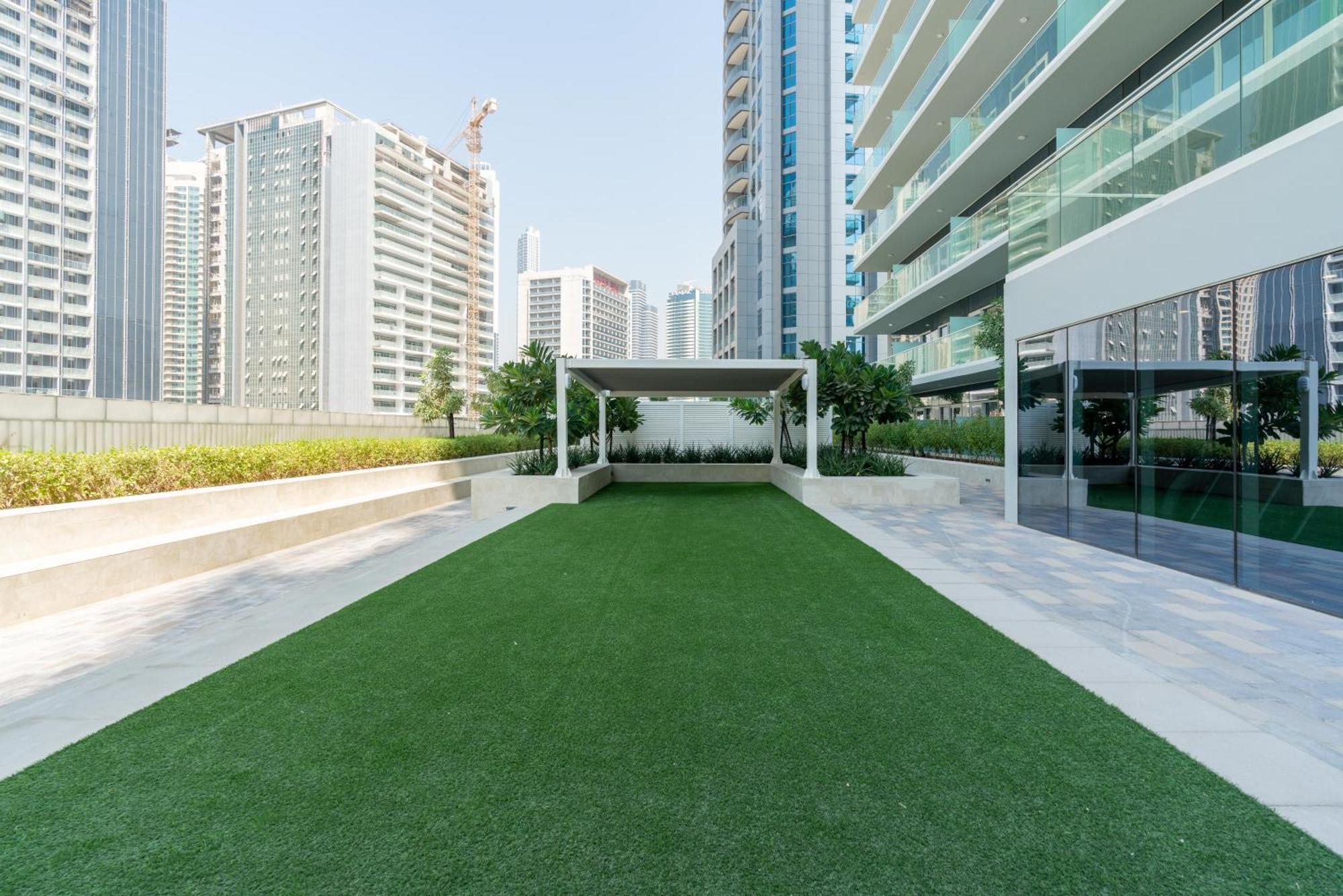 Delightful 2br At Reva Residences Apartamento Dubai