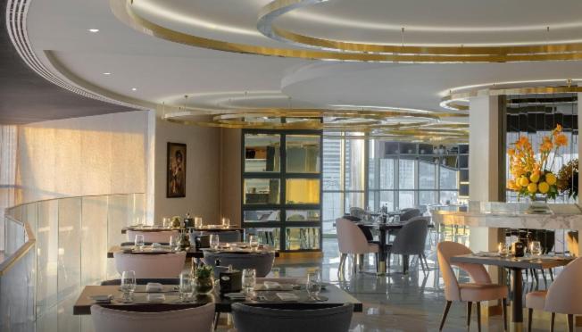 Paramount Midtown Hotel, Burj Khalifa Views Daire Dubai