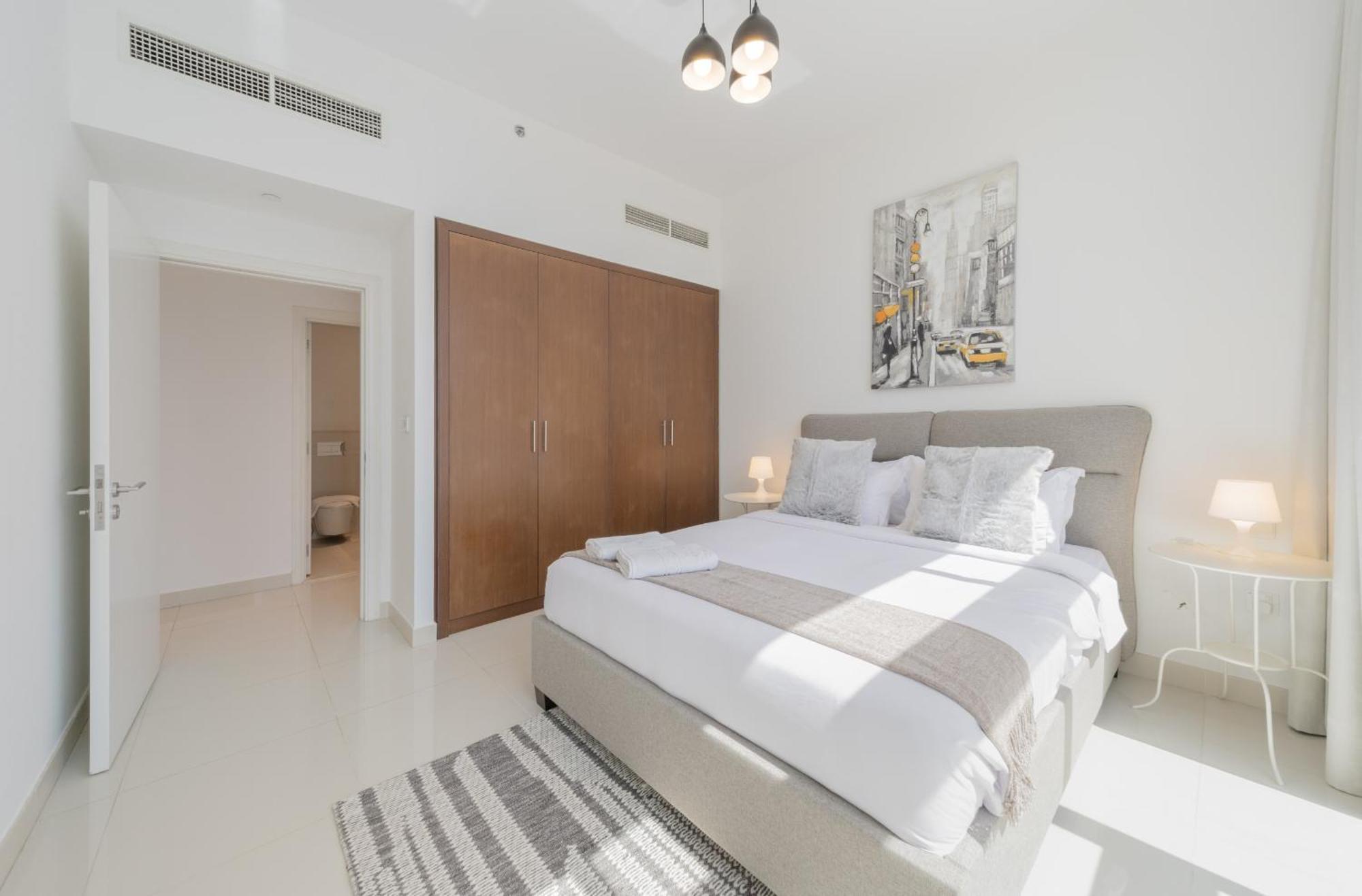 Eden's Homes & - Blvd Crescent * Dubai