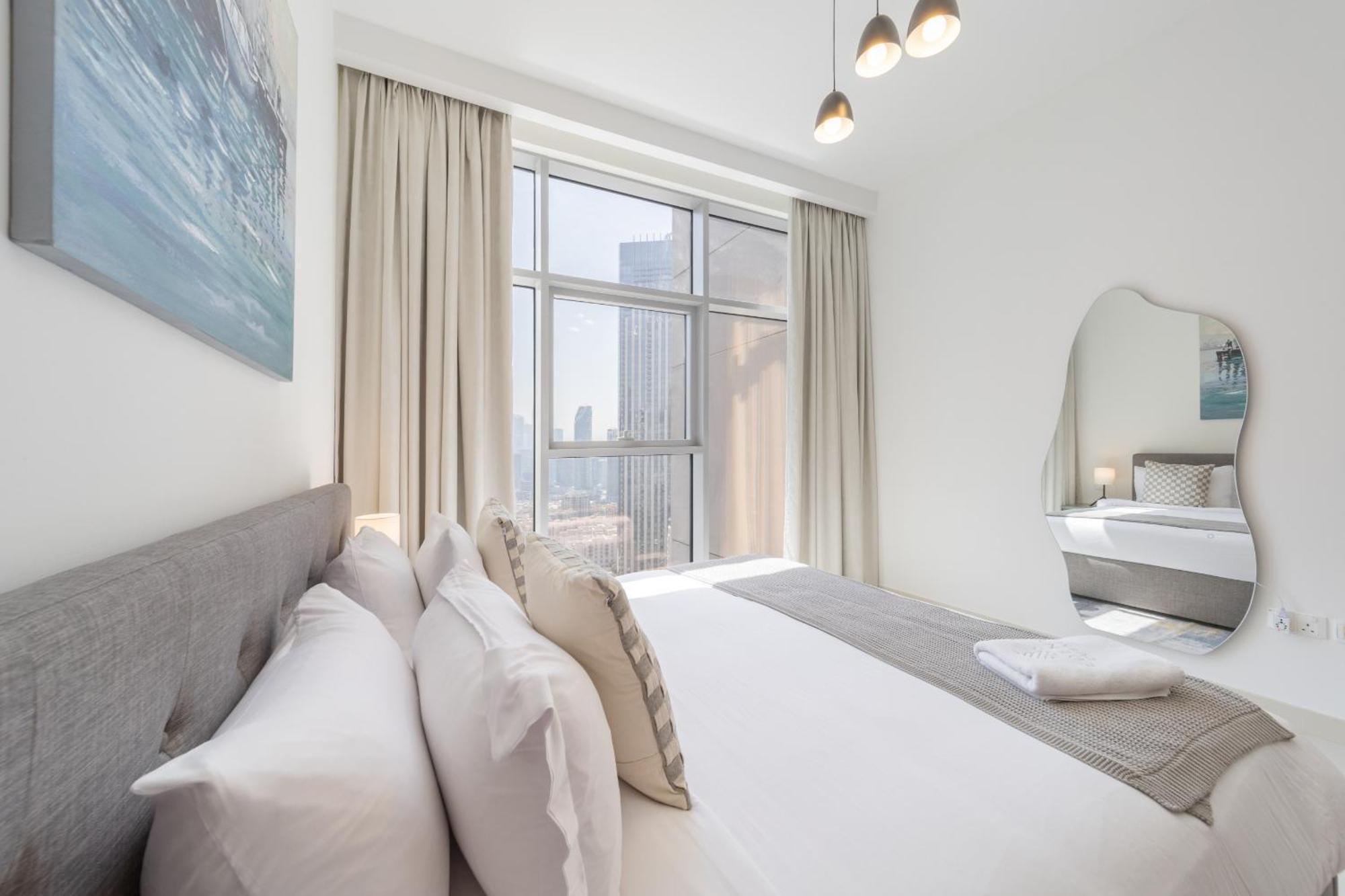 Eden's Homes & - Blvd Crescent Apartment