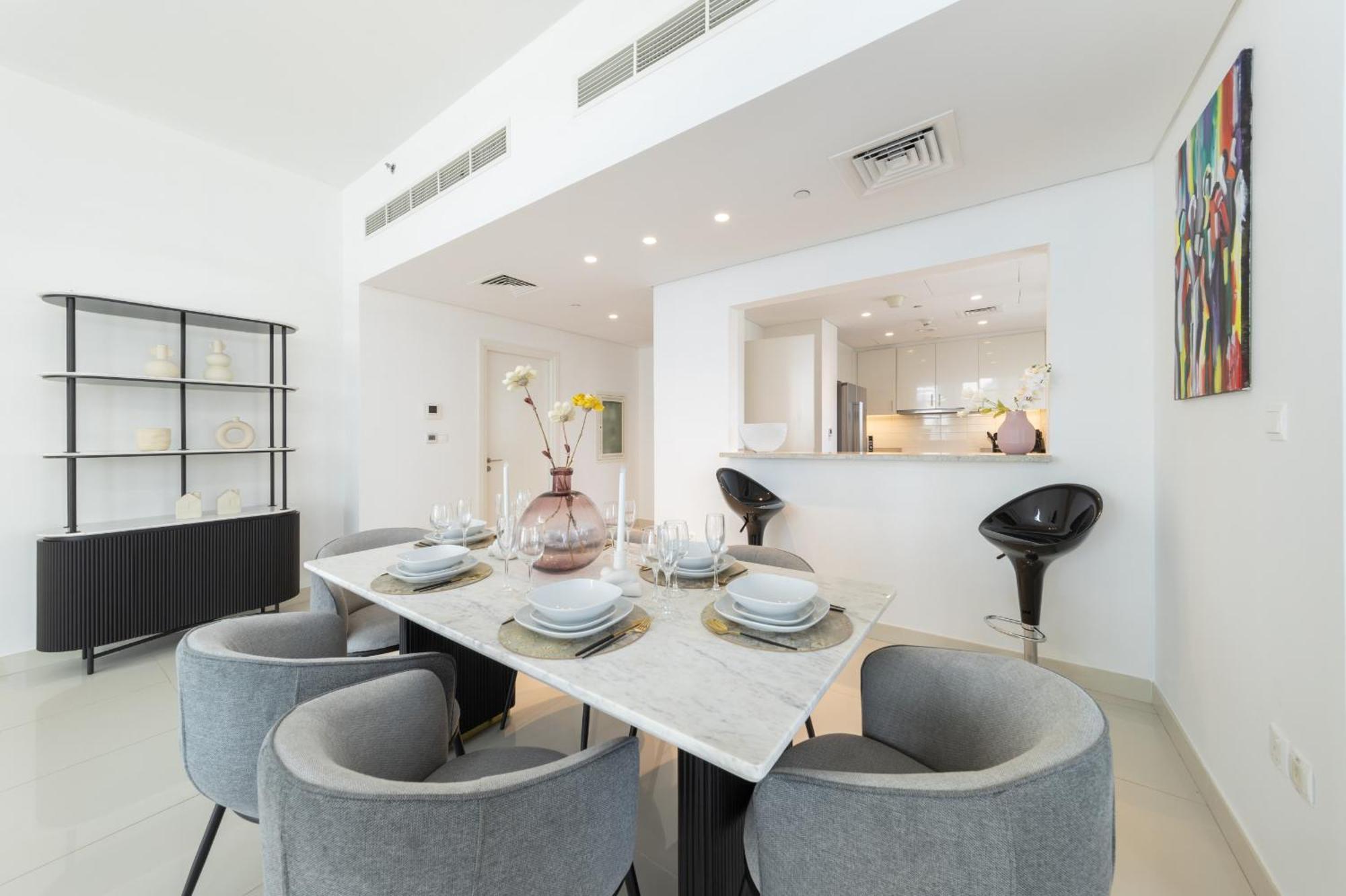 Apartment Eden's Homes & - Blvd Crescent Dubai