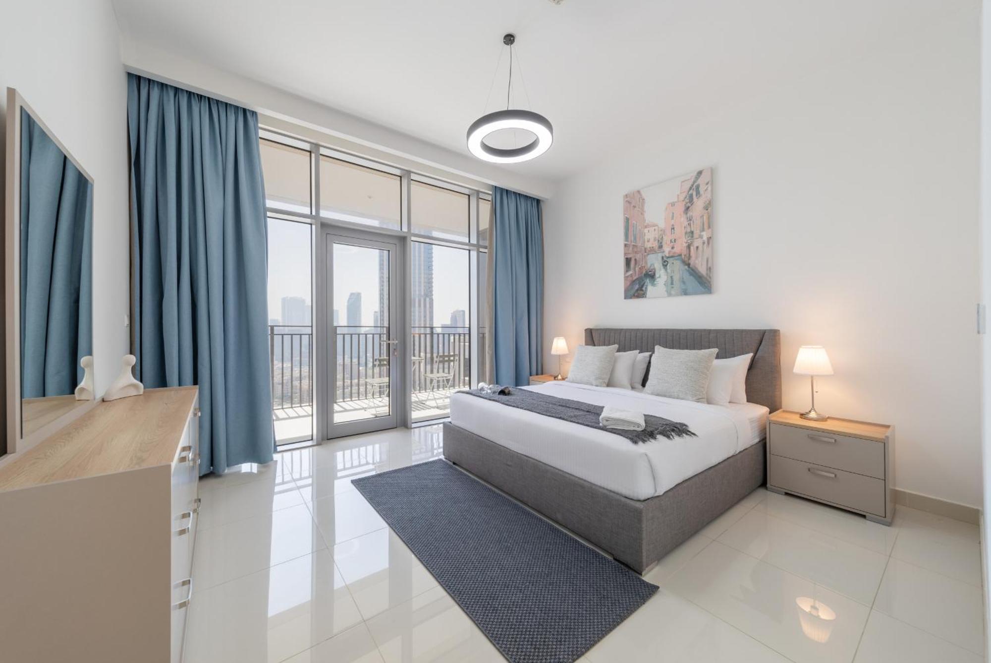 Eden's Homes & - Blvd Crescent Apartment Dubai