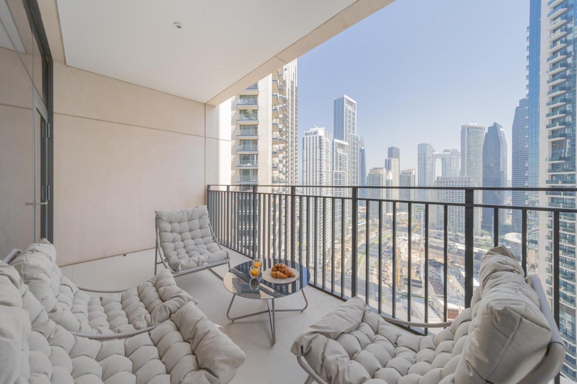 Apartment Eden's Homes & - Blvd Crescent Dubai