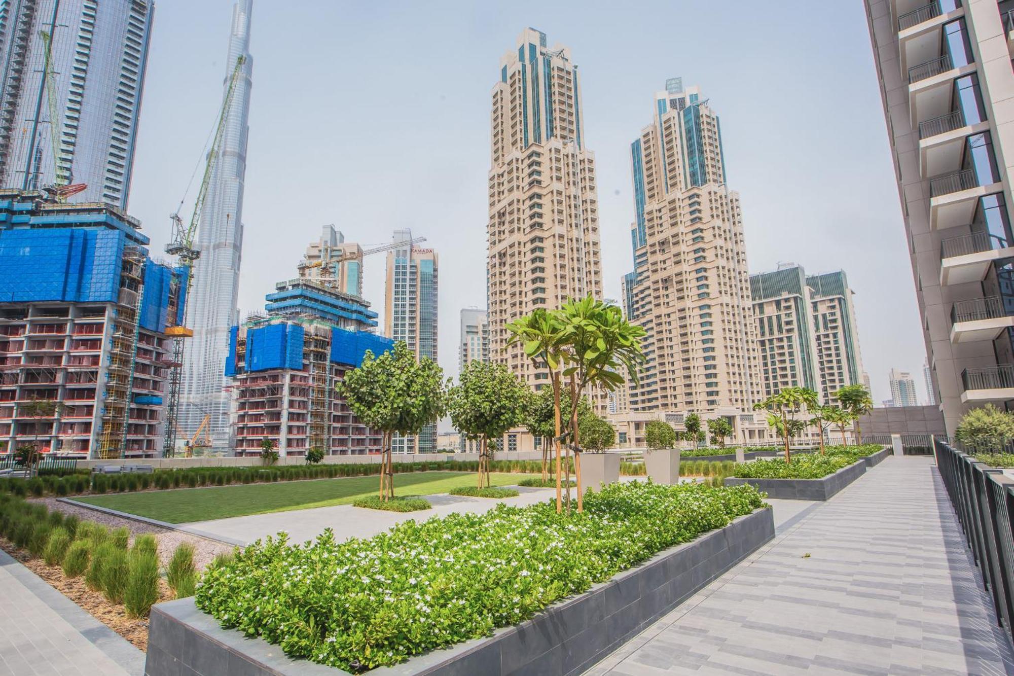 Apartment Eden's Homes & - Blvd Crescent Dubai