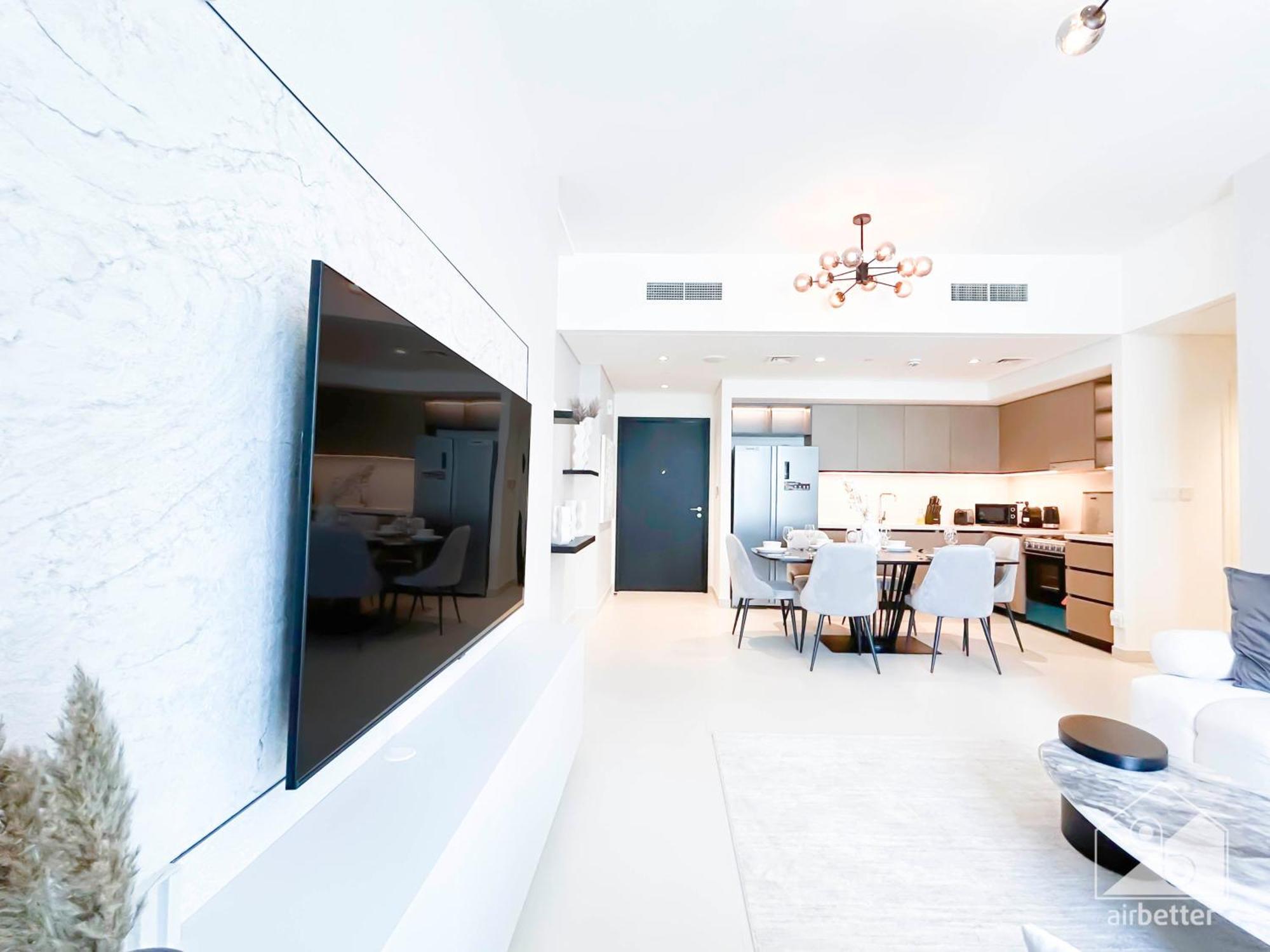 Luxury & Elegance At Burj Crown Downtown Apartment