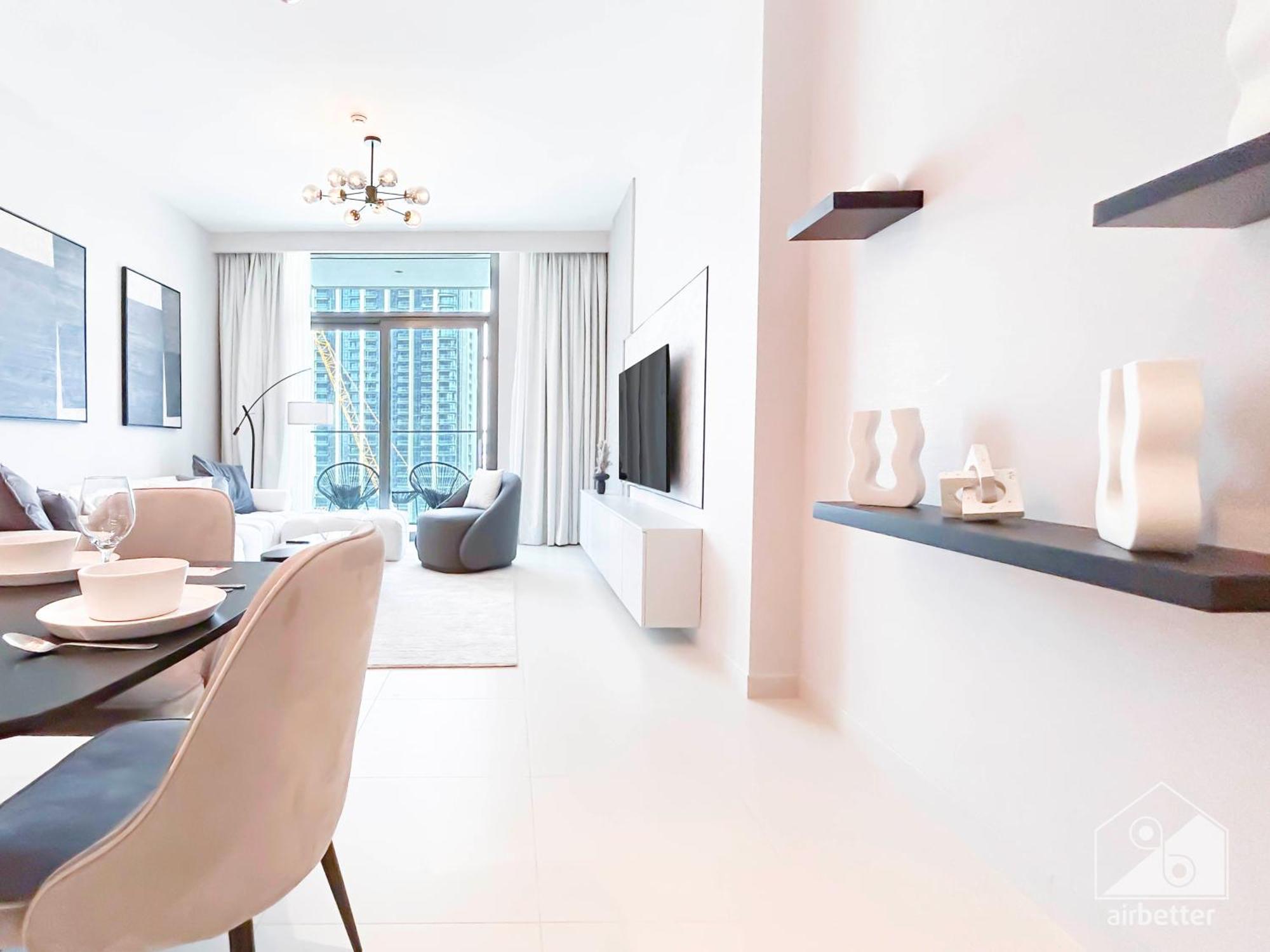 Luxury & Elegance At Burj Crown Downtown Dubai