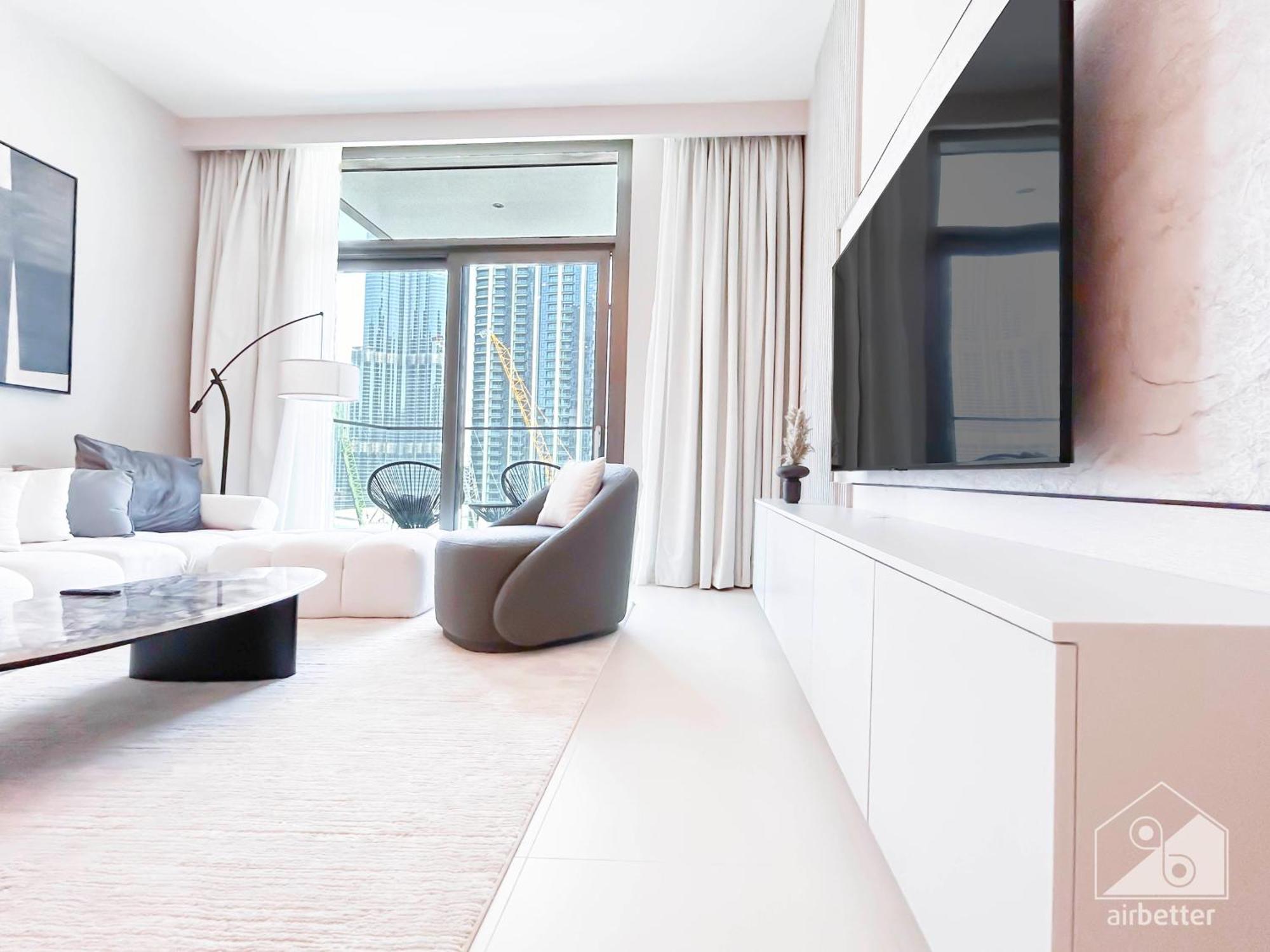 Luxury & Elegance At Burj Crown Downtown Apartment