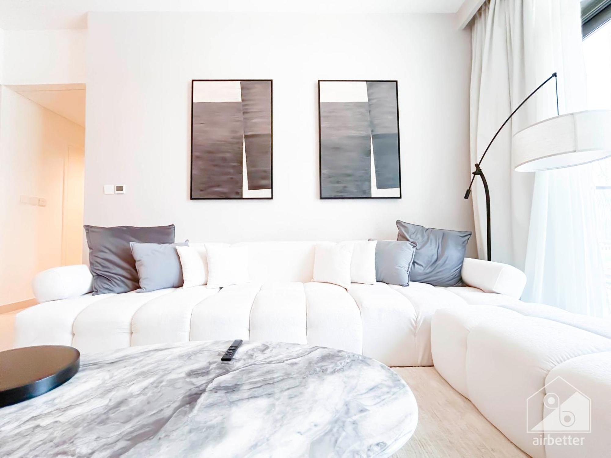 Luxury & Elegance At Burj Crown Downtown