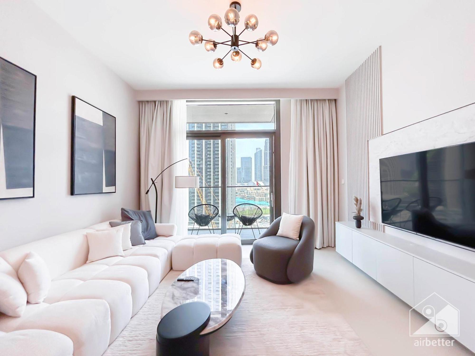 Luxury & Elegance At Burj Crown Downtown *