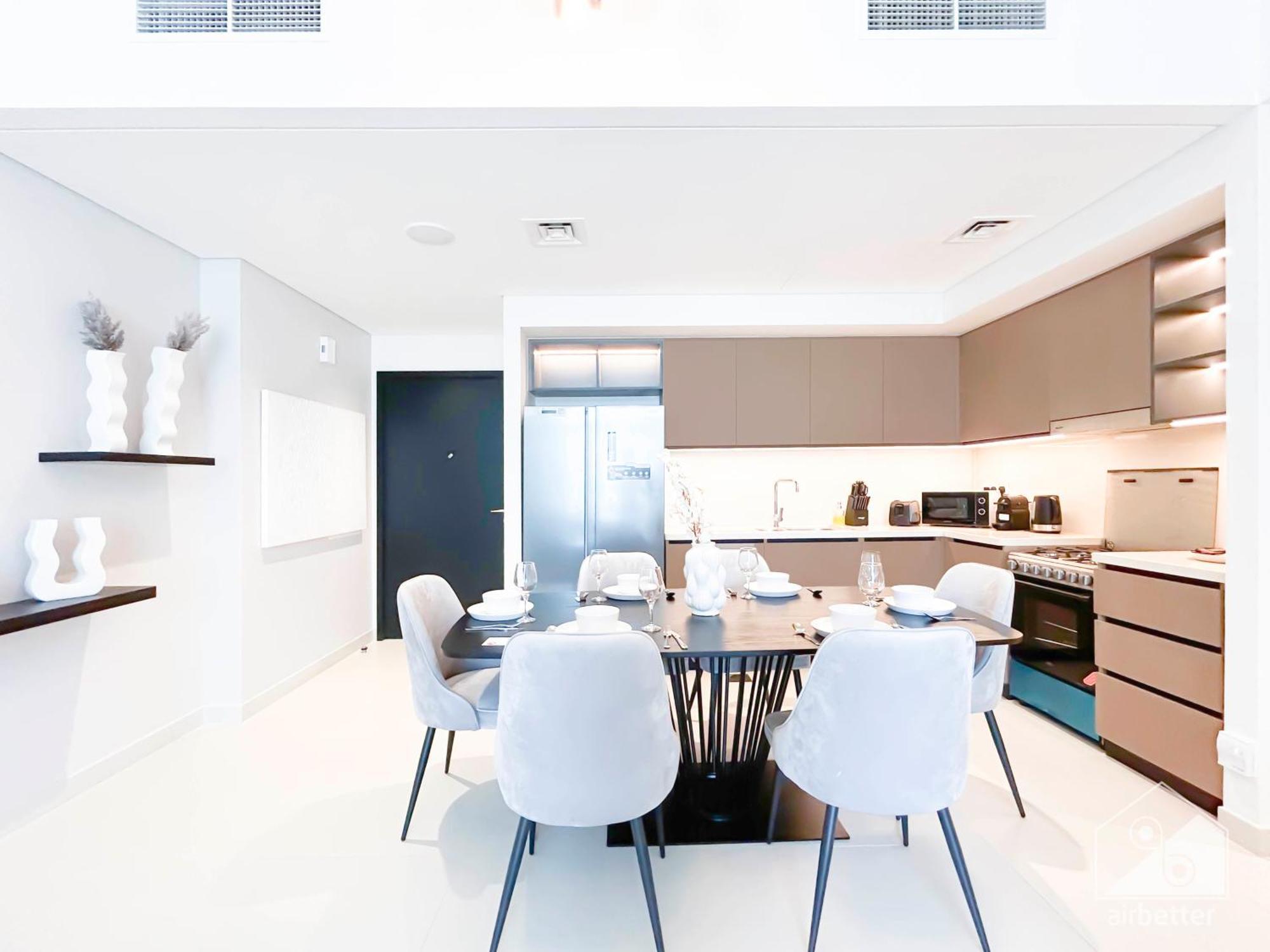 Luxury & Elegance At Burj Crown Downtown Dubai