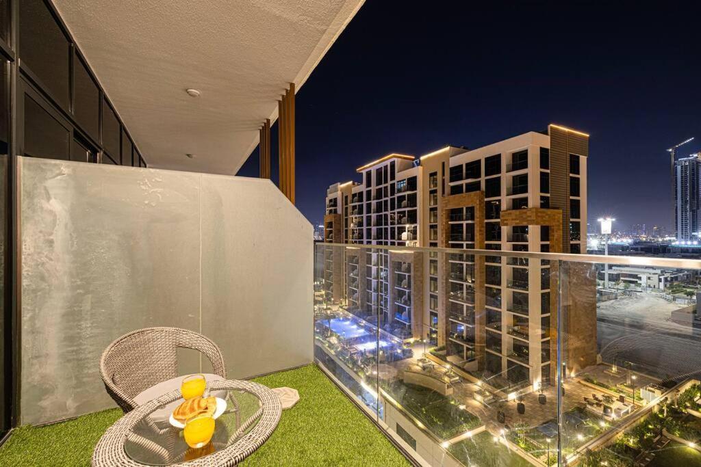 Apartment Modern Downtown & Burj Khalifa Views