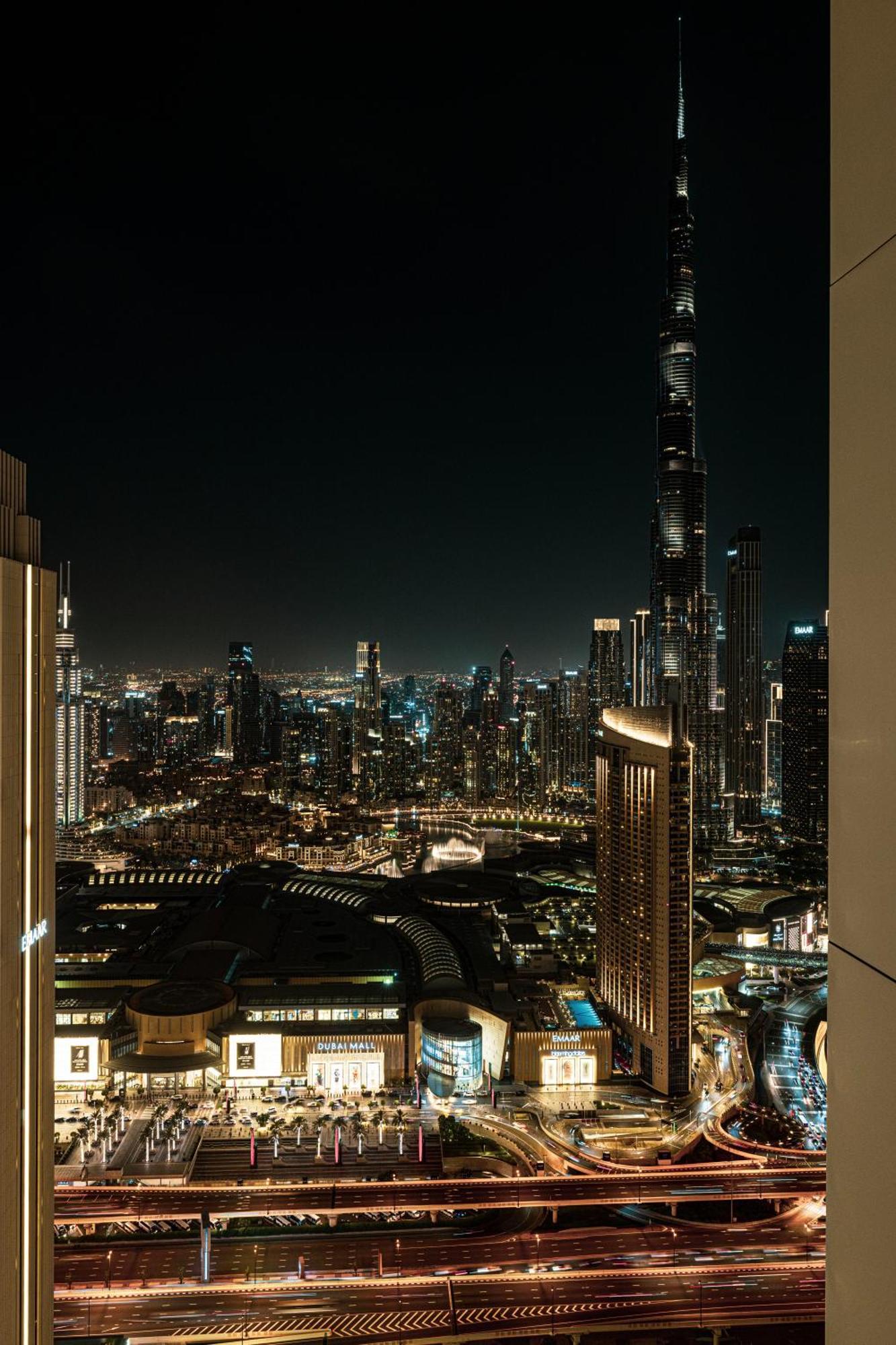 55th High Floor - 2 Bedroom With Full Burj Khalifa & Fountain View, Close To Dubail Mall - Downtown By Stayfinity Max 8 Guests Apartment