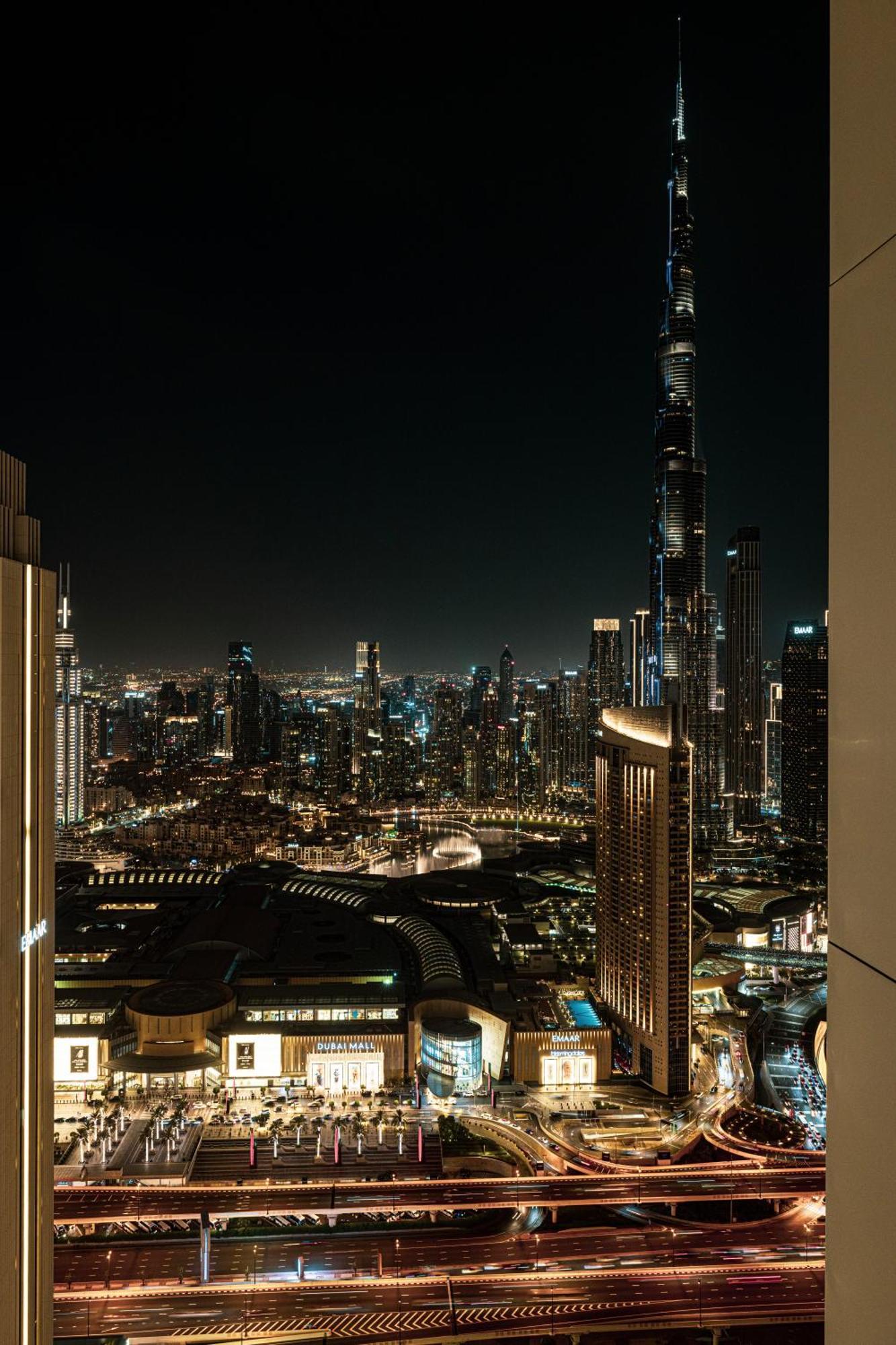 55th High Floor - 2 Bedroom With Full Burj Khalifa & Fountain View, Close To Dubail Mall - Downtown By Stayfinity Max 8 Guests Apartment