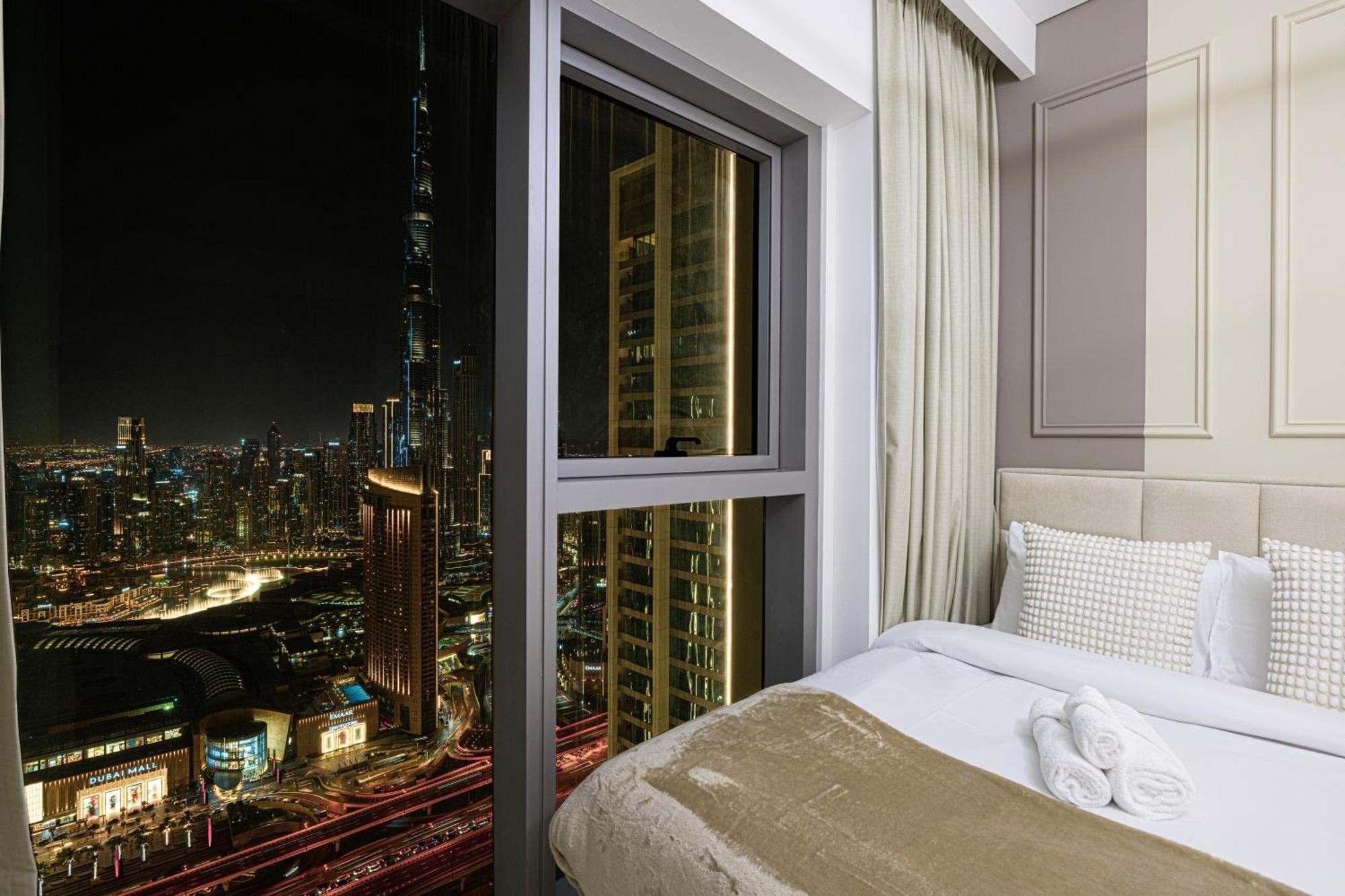55th High Floor - 2 Bedroom With Full Burj Khalifa & Fountain View, Close To Dubail Mall - Downtown By Stayfinity Max 8 Guests Apartment