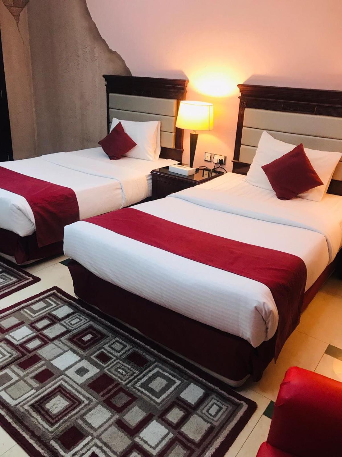 Oriental Corner Llc Aparthotel *