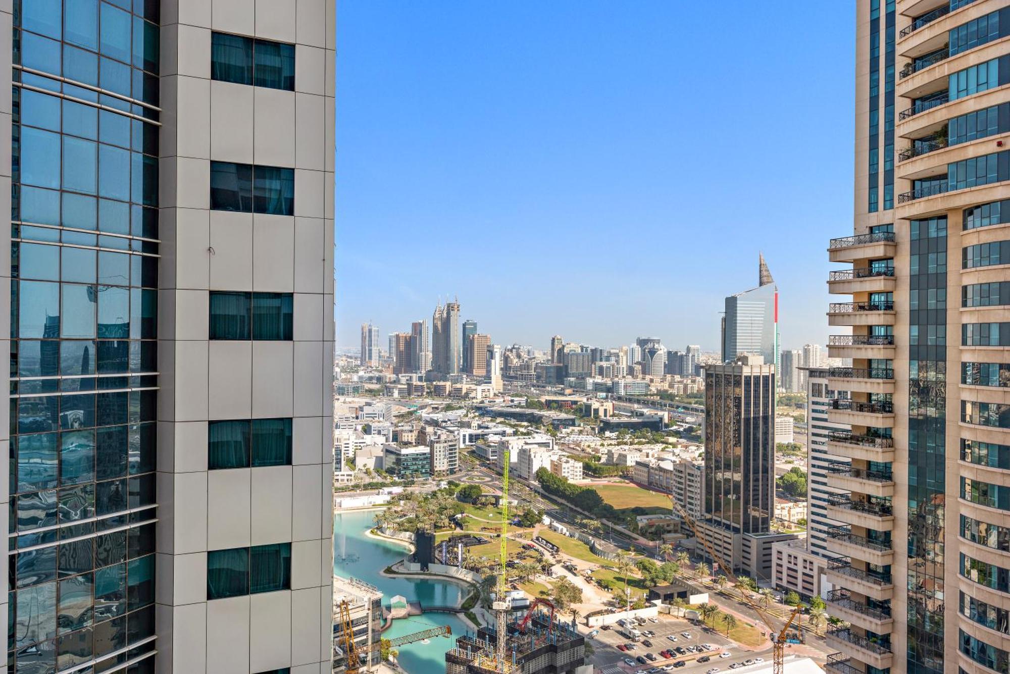 Great 2br Ocean Heights Apartment Dubai