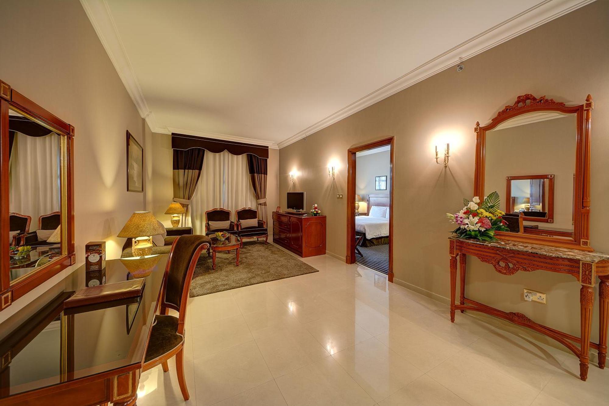 Hotel Royal Ascot Dubai