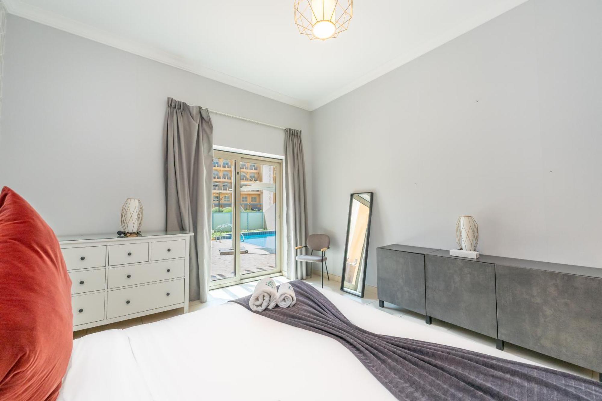 Apartment Fam Living - Private Beach Escapes In Palm Jumeirah