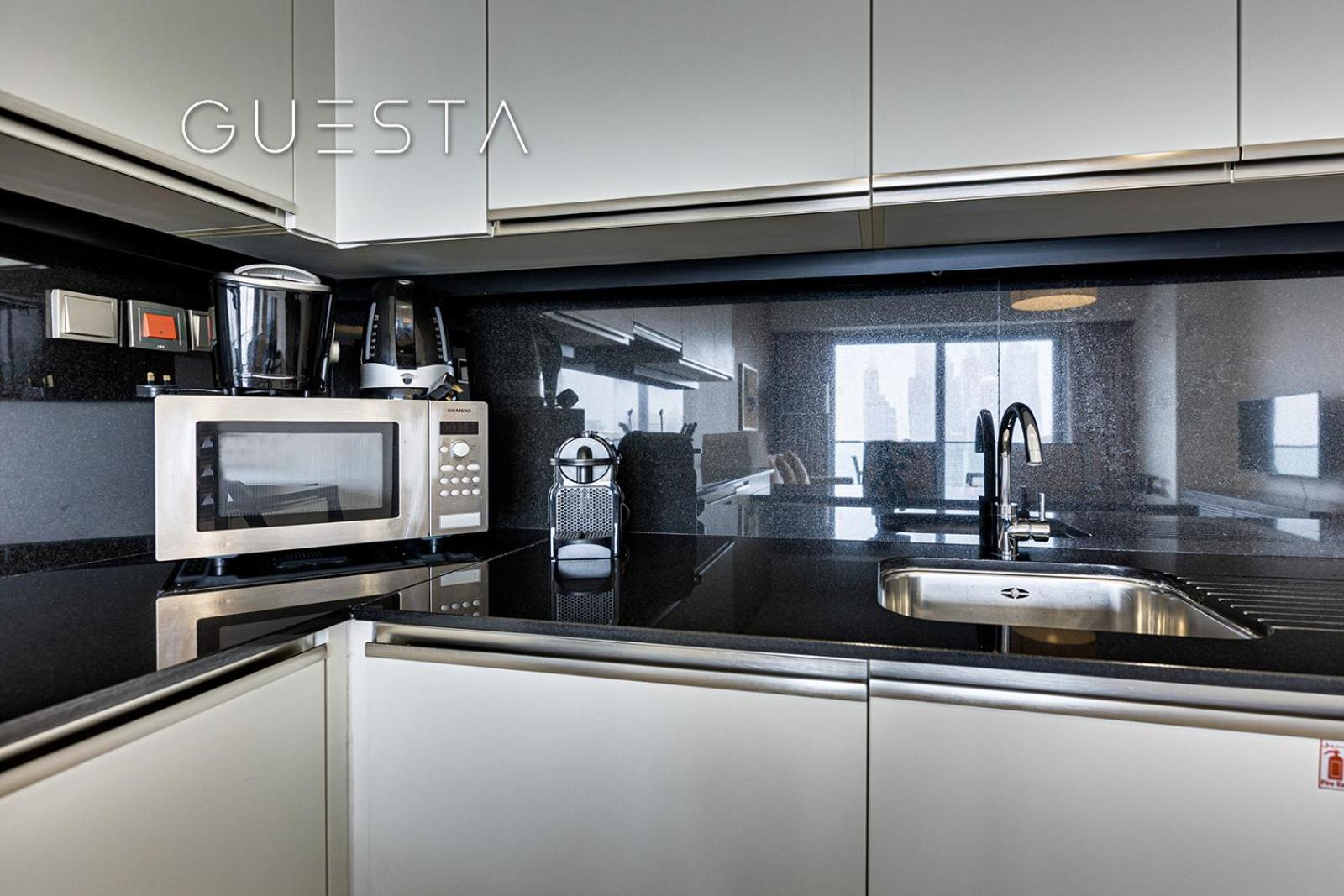 Marina Mall Apartments, Marina Apartment Dubai