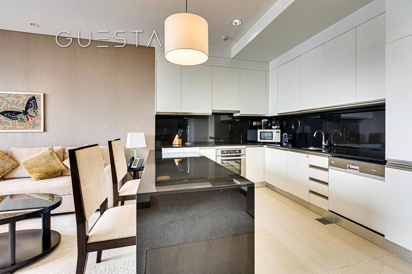Marina Mall Apartments, Marina *