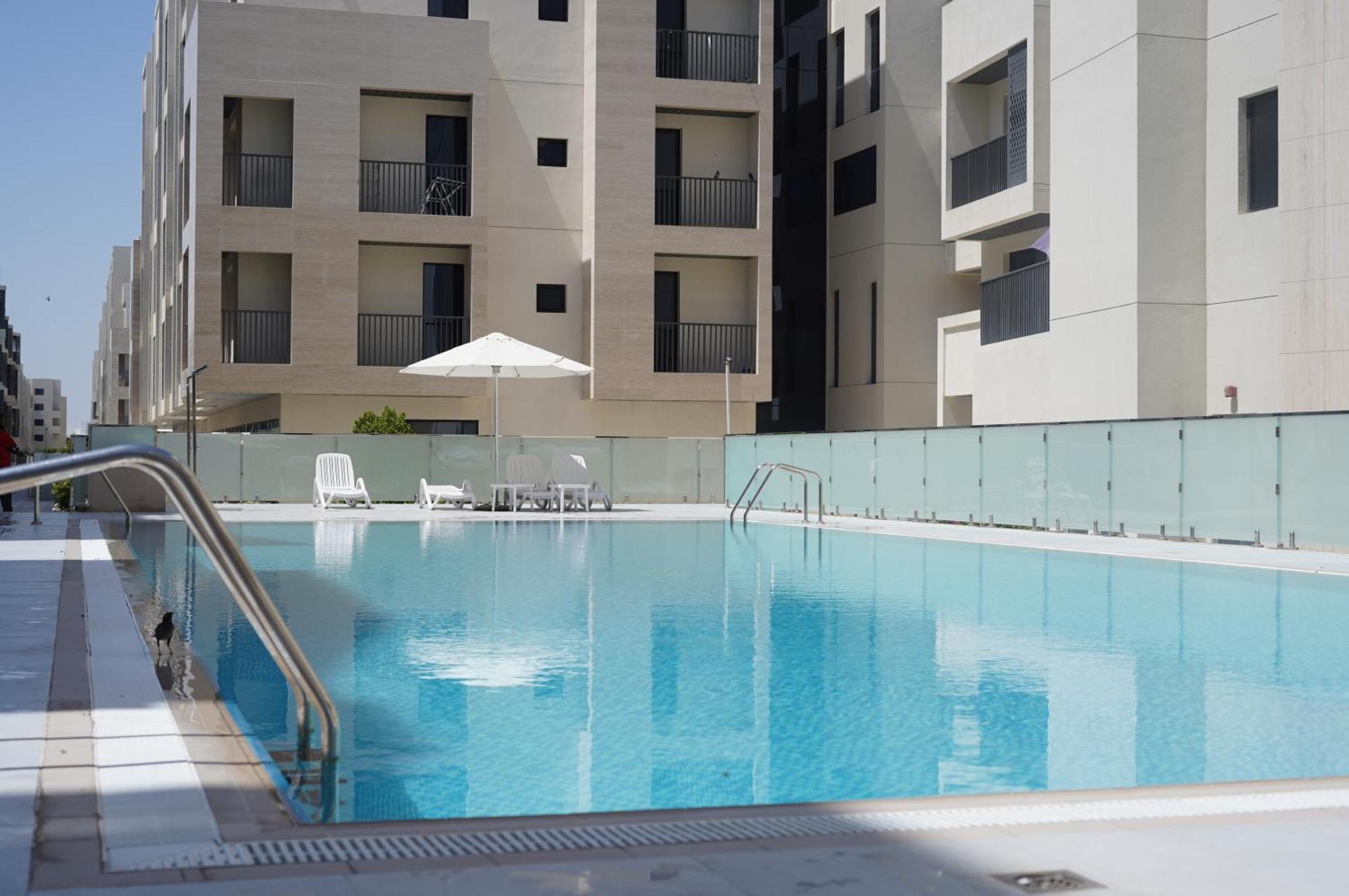 Apartment Brown Stone - Mirdif Hills Airport *