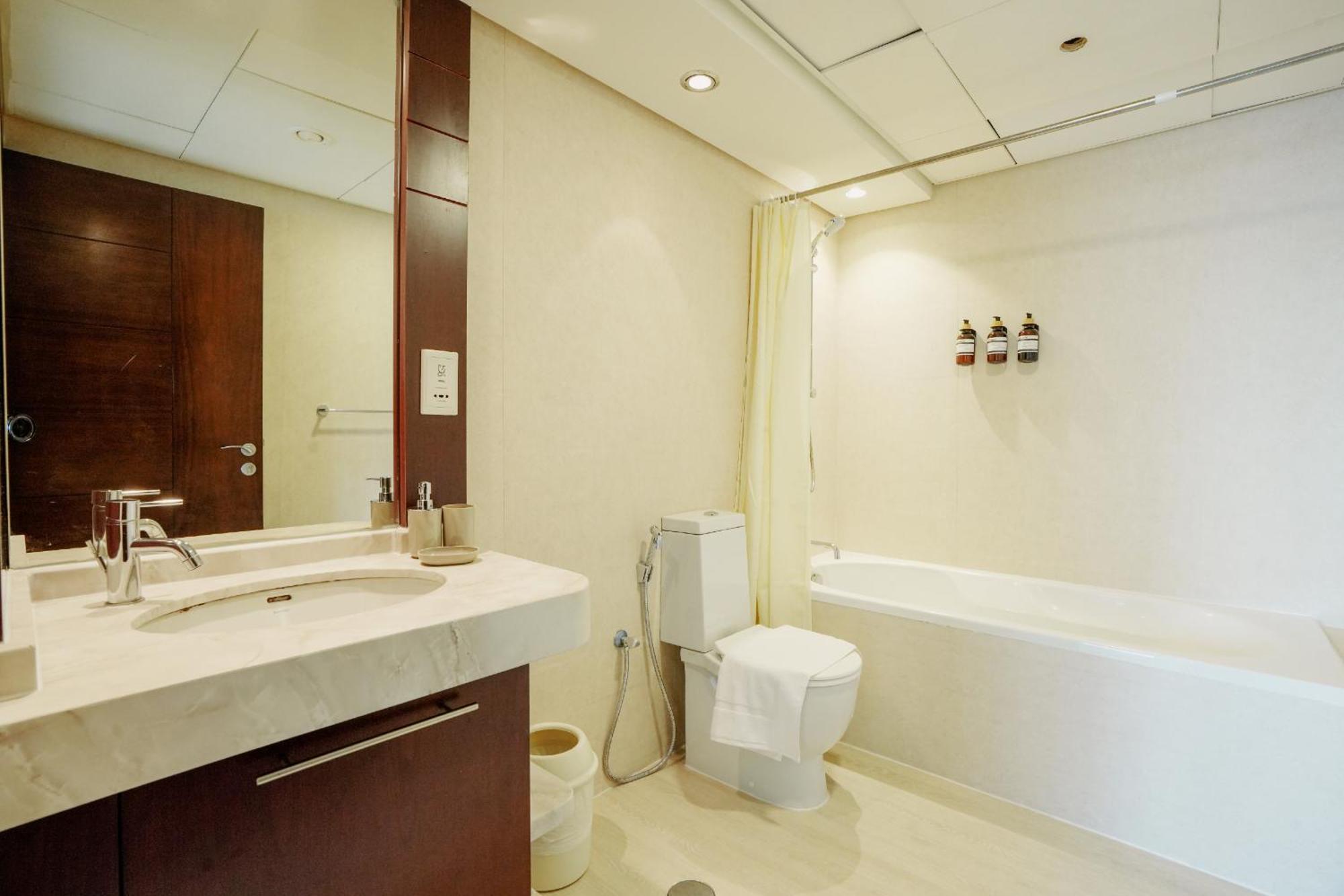 Brand New 2bhk Luxury 7min To Mall 1.5 Bath *