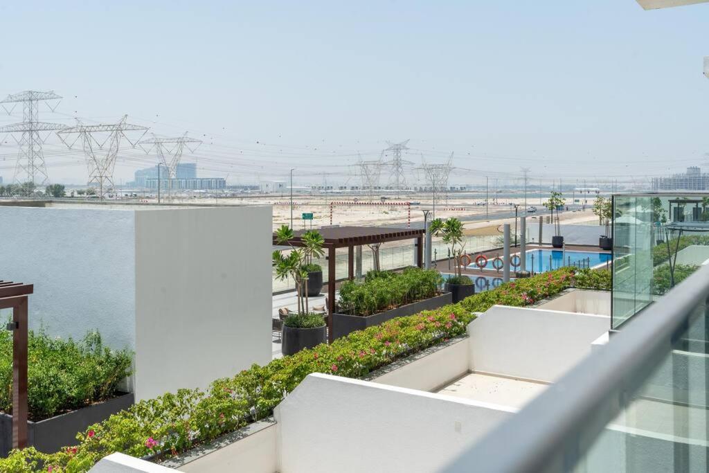 1 Bedroom - 12 Min From Downtown - Azizi Riviera Apartamento *
