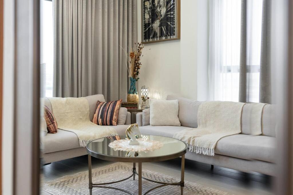 1 Bedroom - 12 Min From Downtown - Azizi Riviera Apartamento *