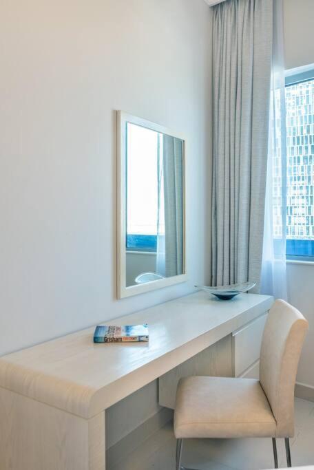 Apartment First Class 2br Modern Downtown Retreat *