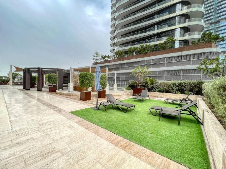 Apartment First Class 2br Modern Downtown Retreat