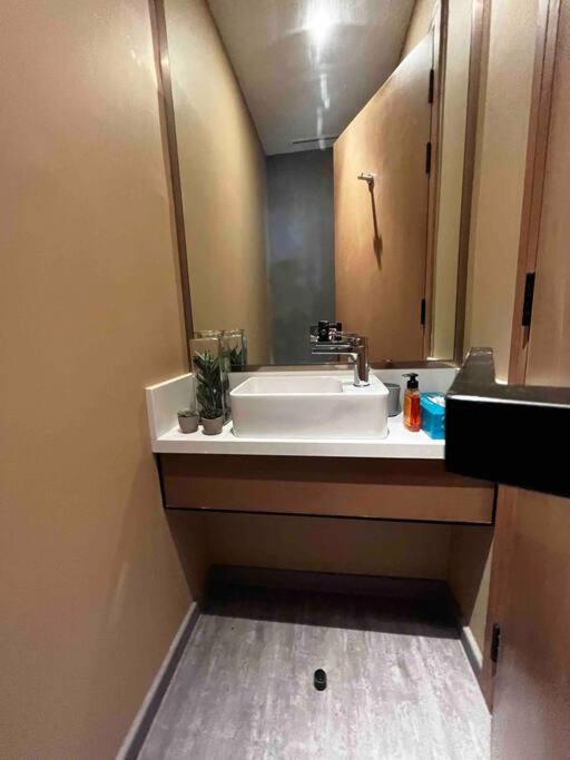 Apartment Vida Marina Dubai
