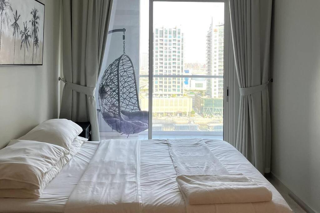 Apartment- 12 Mins Walking Mall Burj Khalifa Dubai
