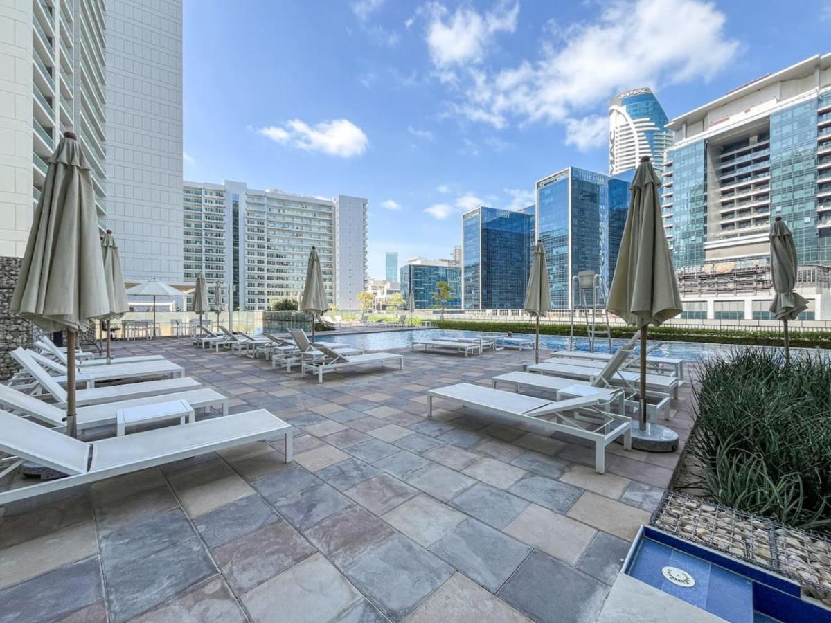 1 Bedroom Business Bay Bliss With A Canal View Apartment