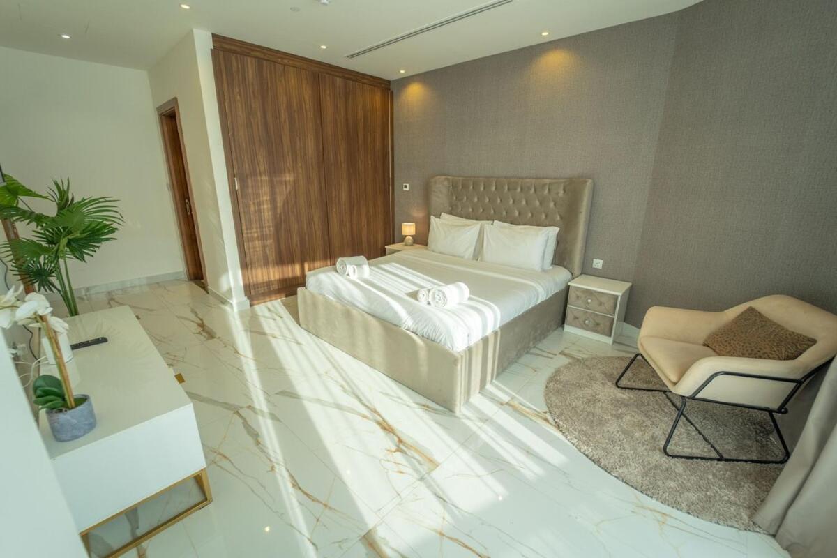 Aws Homes - Luxurious 2br In Business Bay * Dubai