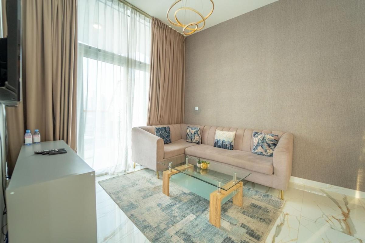 Aws Homes - Luxurious 2br In Business Bay Apartment *
