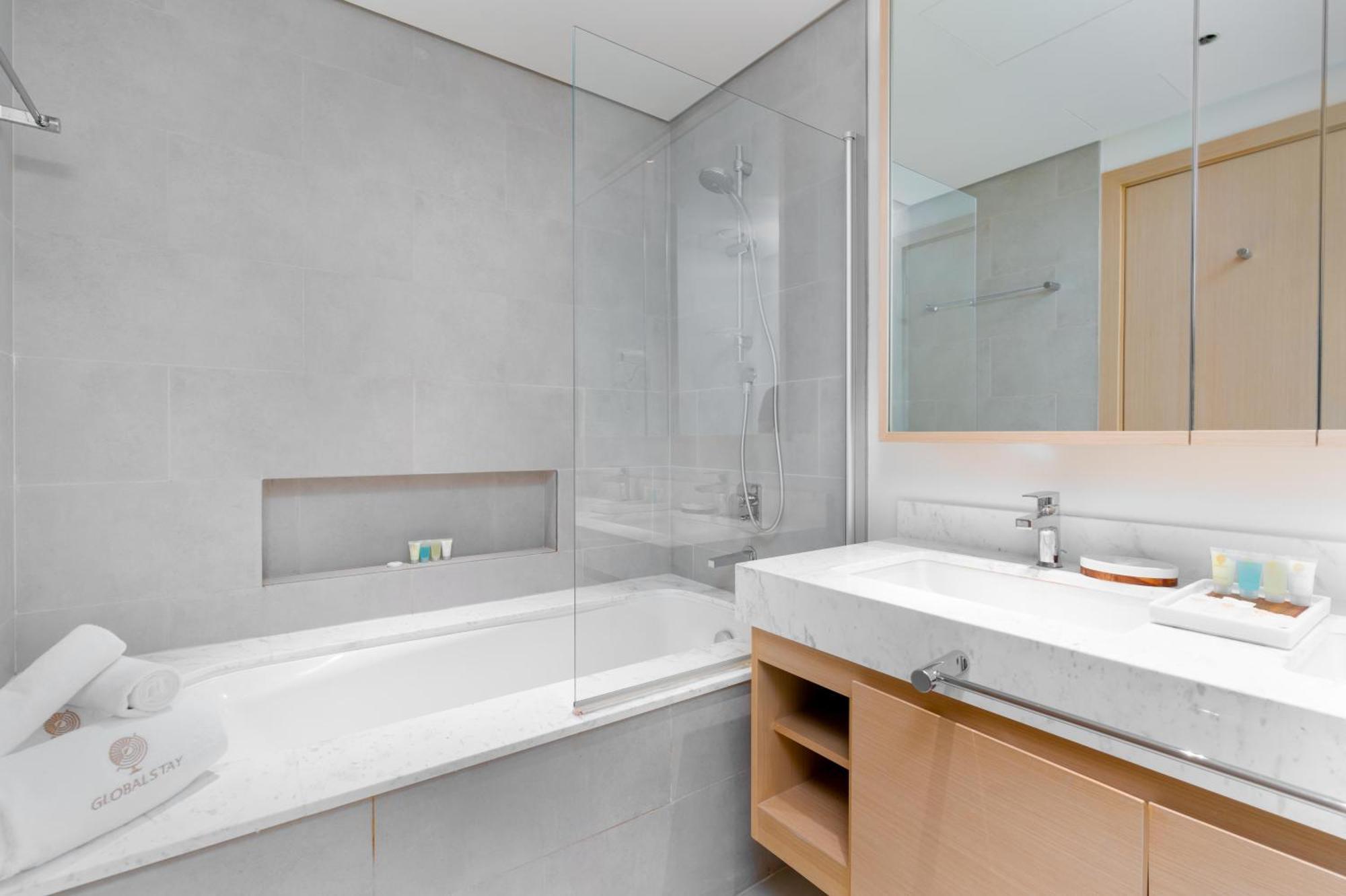 Globalstay Creek Rise Tower Elegant