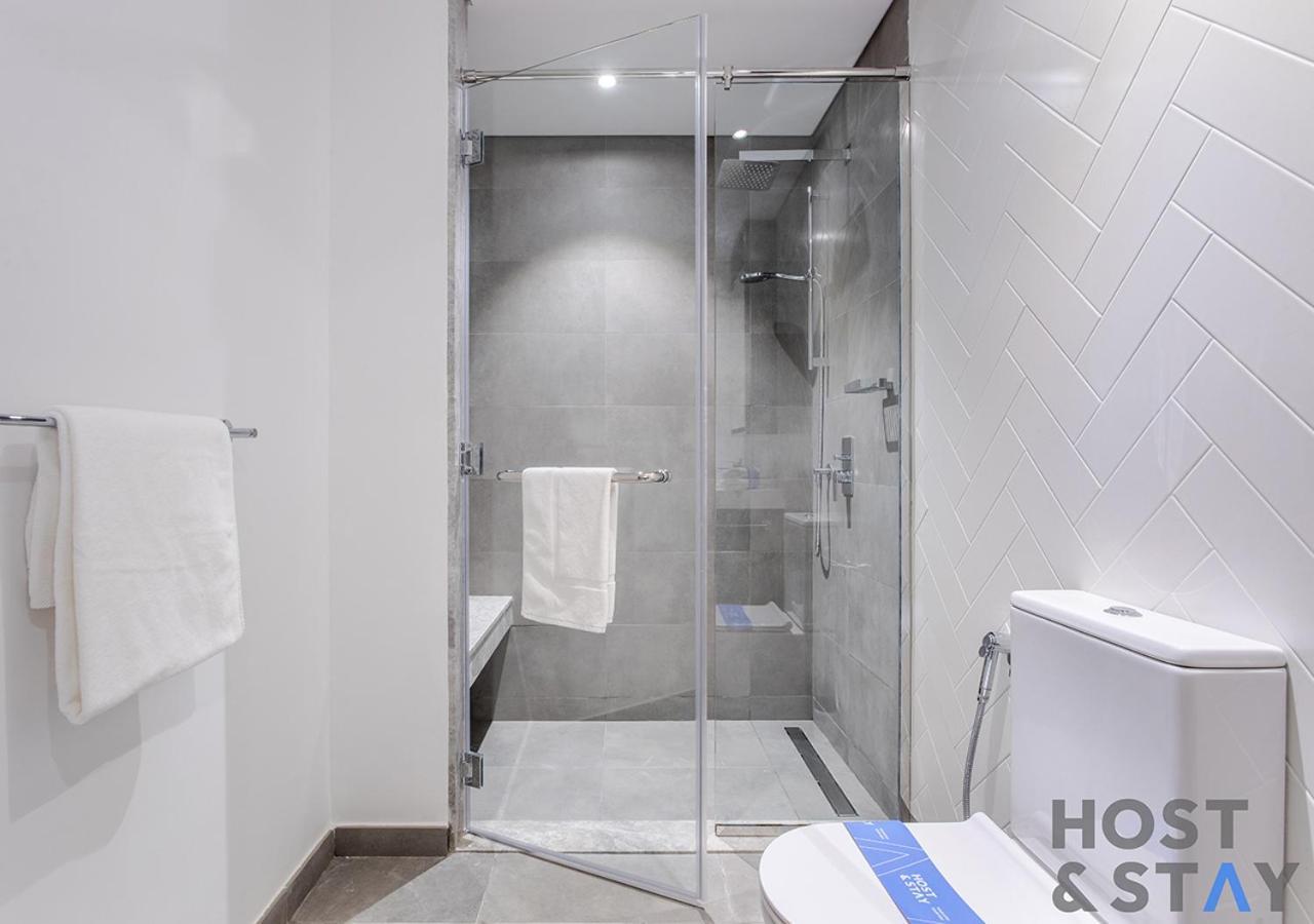 Unique 1br In Belgravia Square, Jvc - Host &