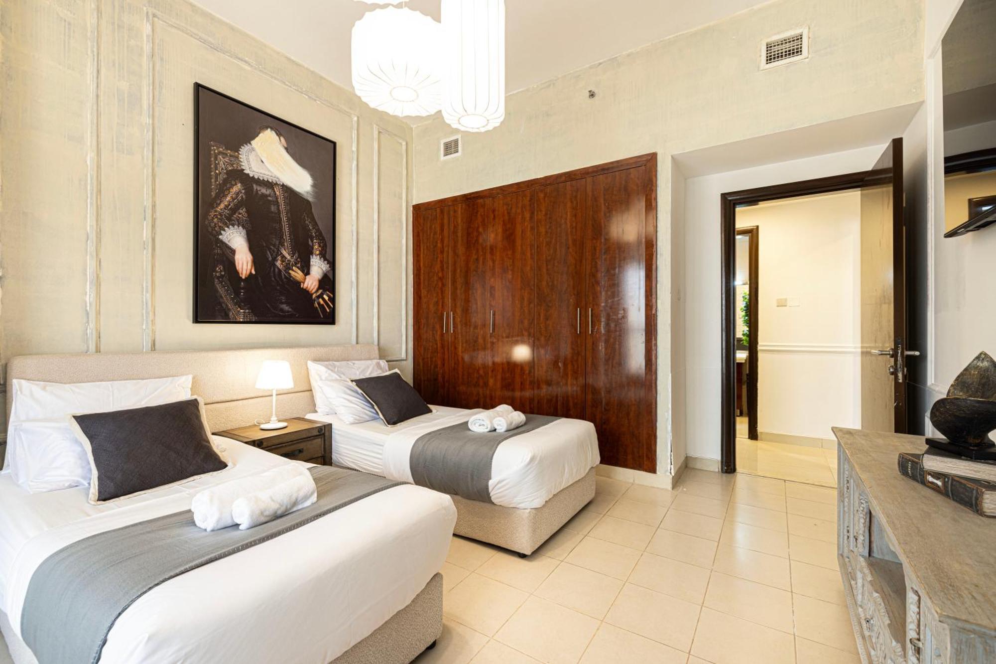 Beautiful Home, Magnificent View Apartment Dubai