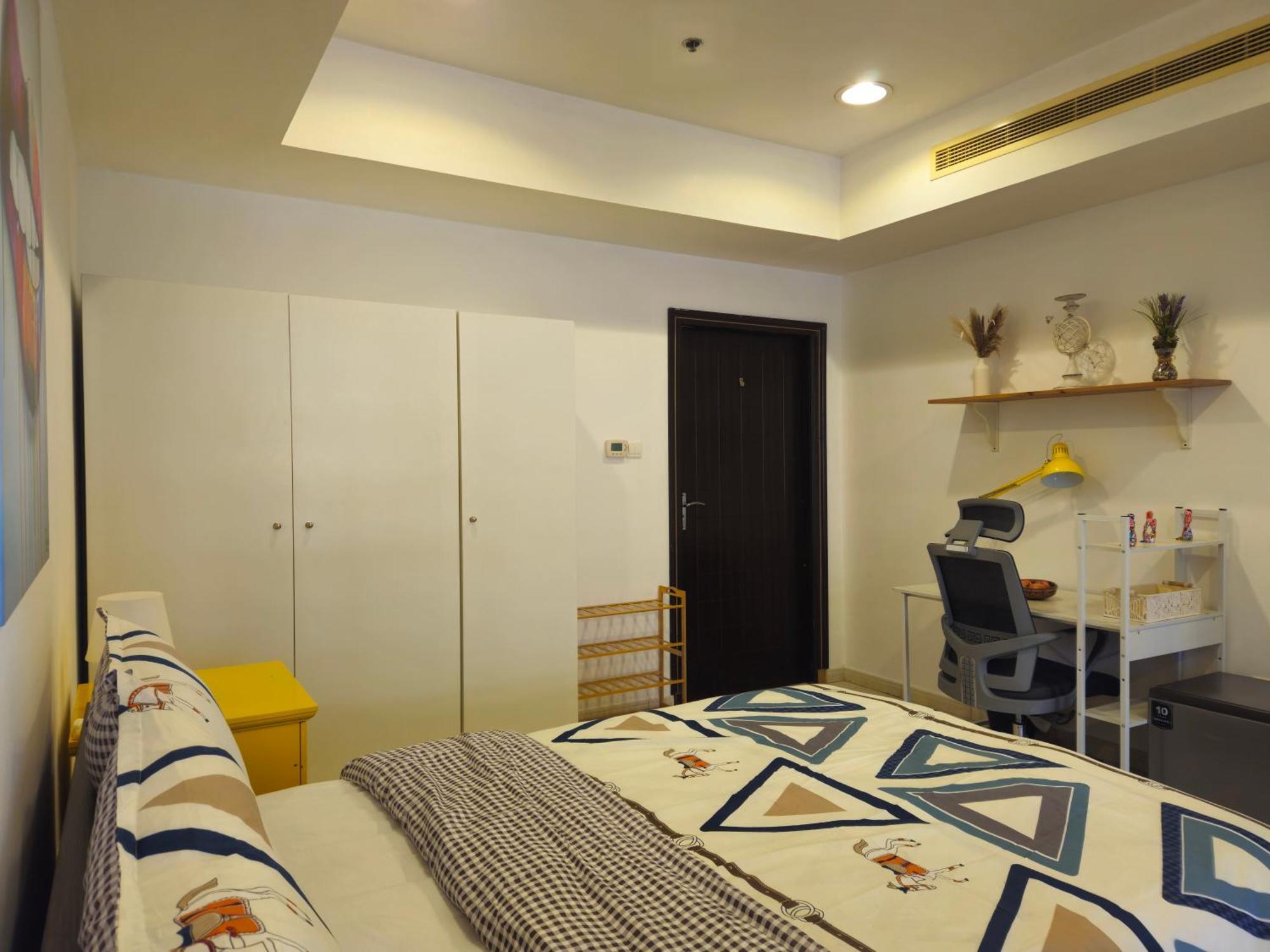 Super Host At Highest Residential Tower In The World, Private In A Shared