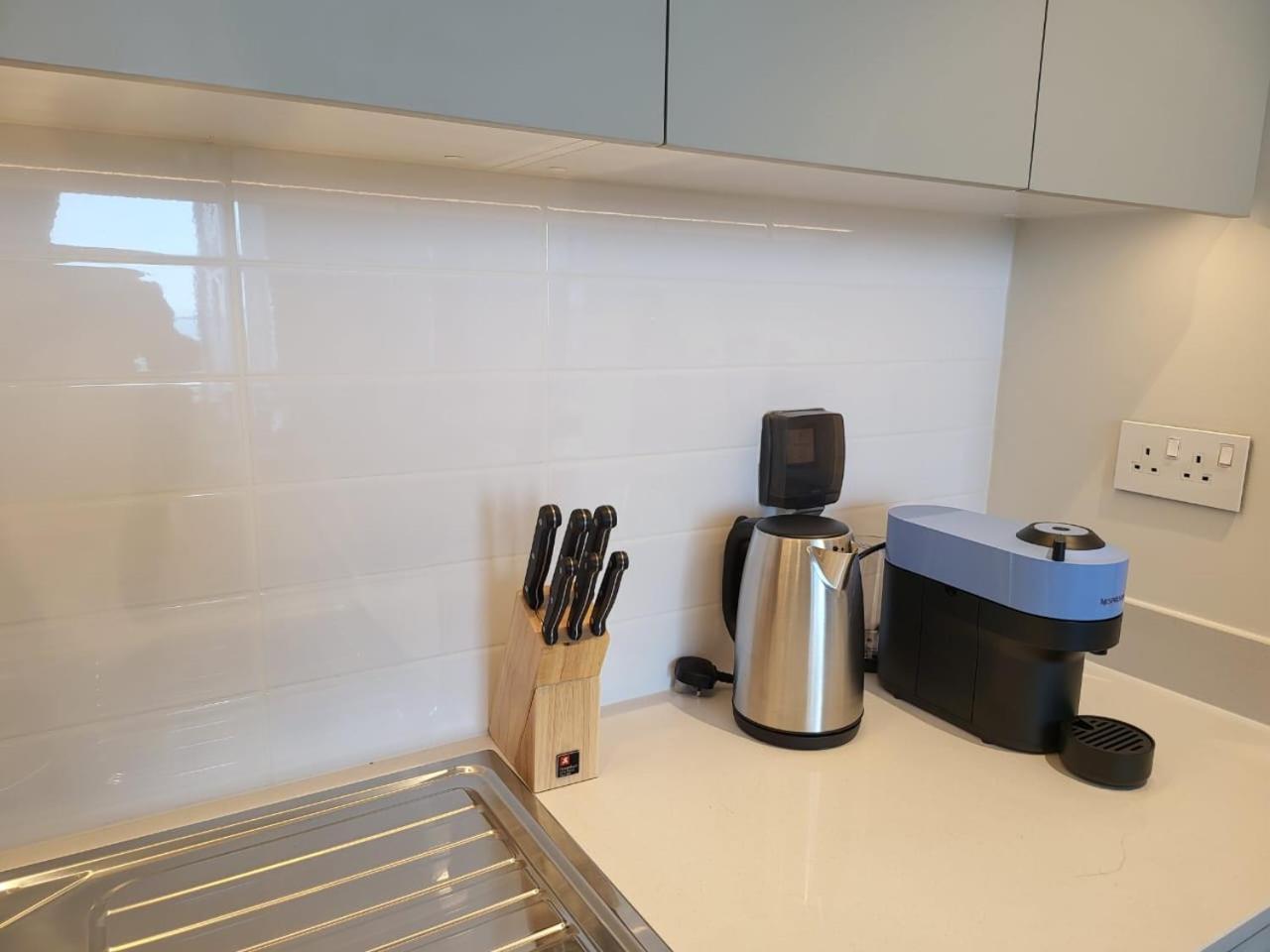 2br Downtown Dubai, Walkable To Mall & Burj