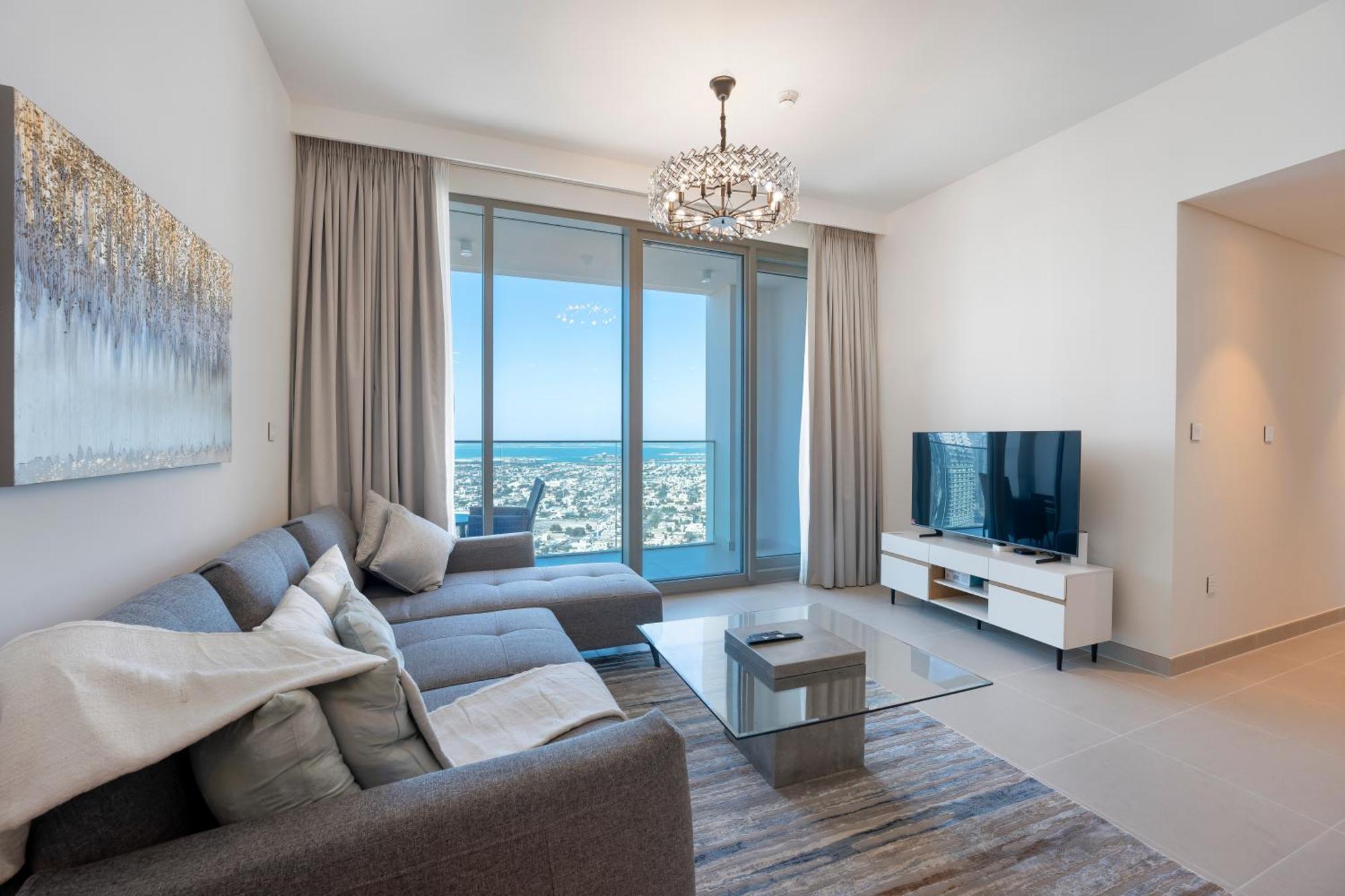 2br Downtown Dubai, Walkable To Mall & Burj Dubai