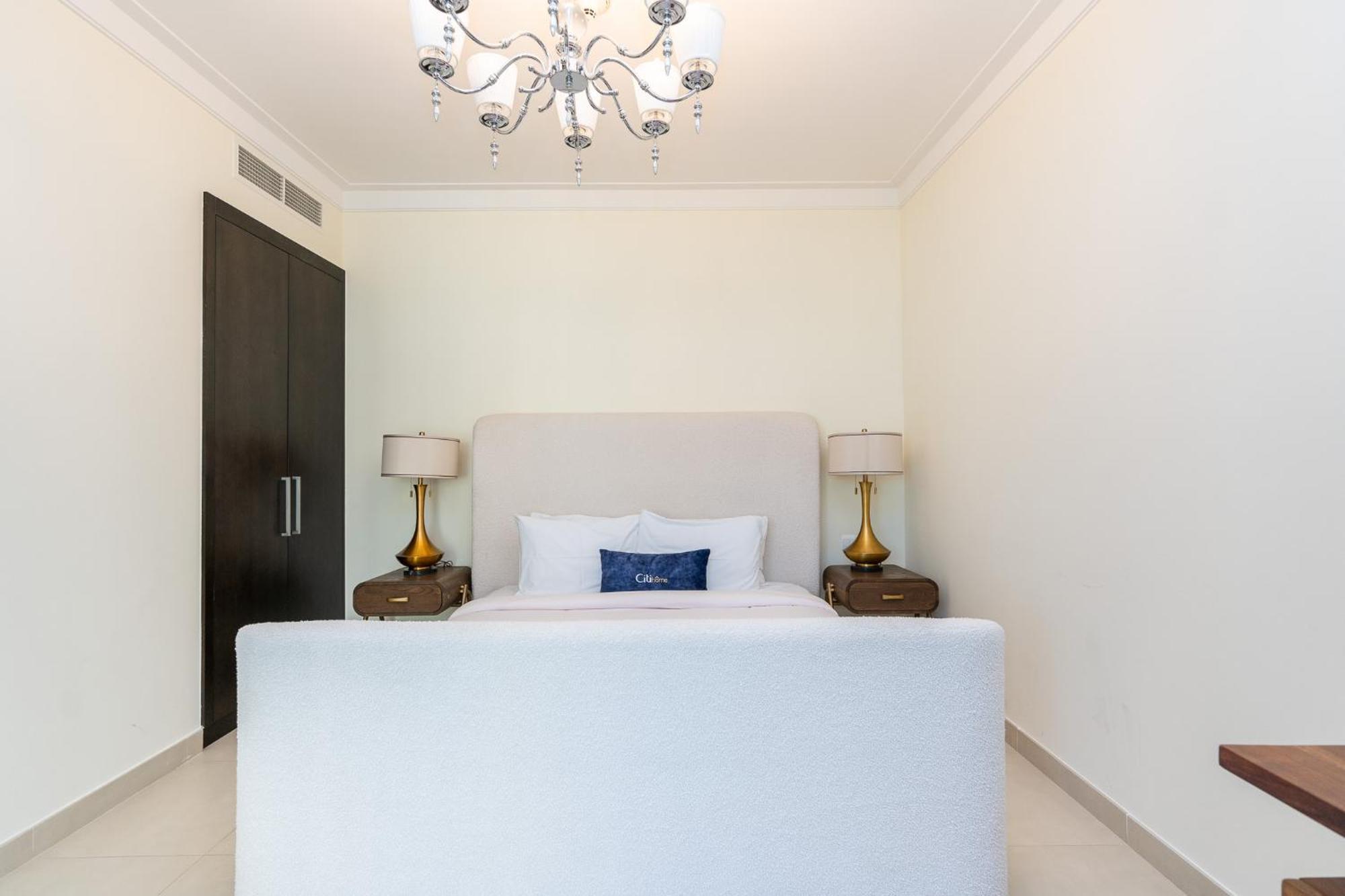 Apartment Citihome- Modern- 1br Creek Dubai