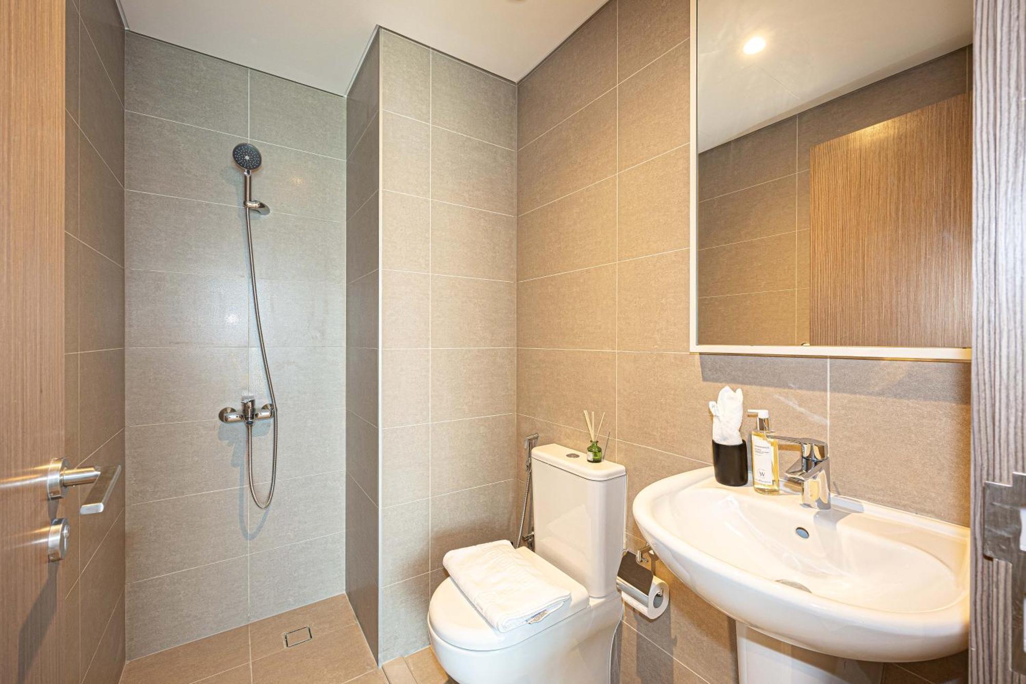 Apartment 3br Burj & Fountain View, High Floor Burj Royale Downtown *