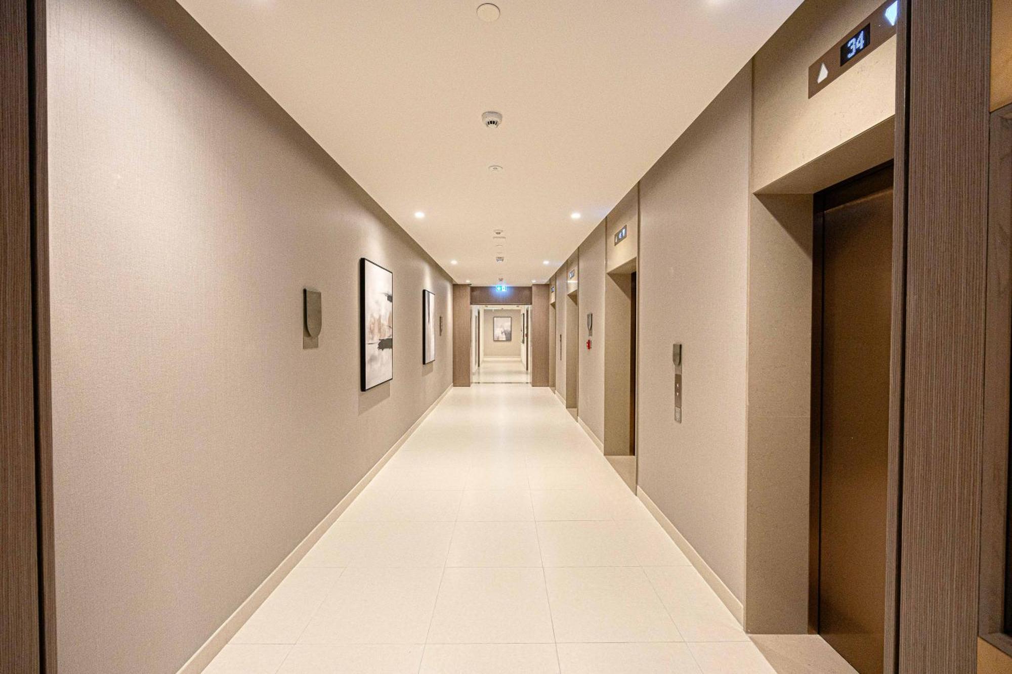 3br Burj & Fountain View, High Floor Burj Royale Downtown Apartment *