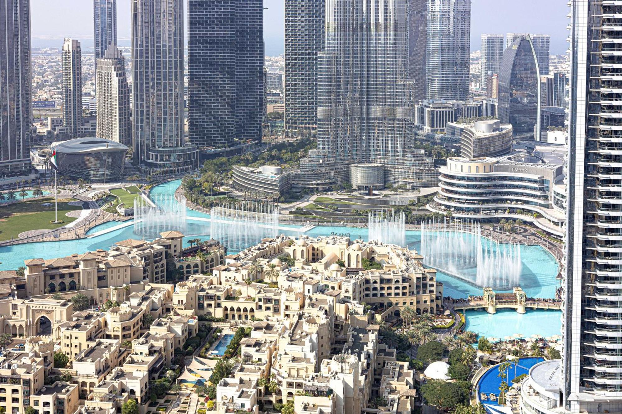 Apartment 3br Burj & Fountain View, High Floor Burj Royale Downtown *