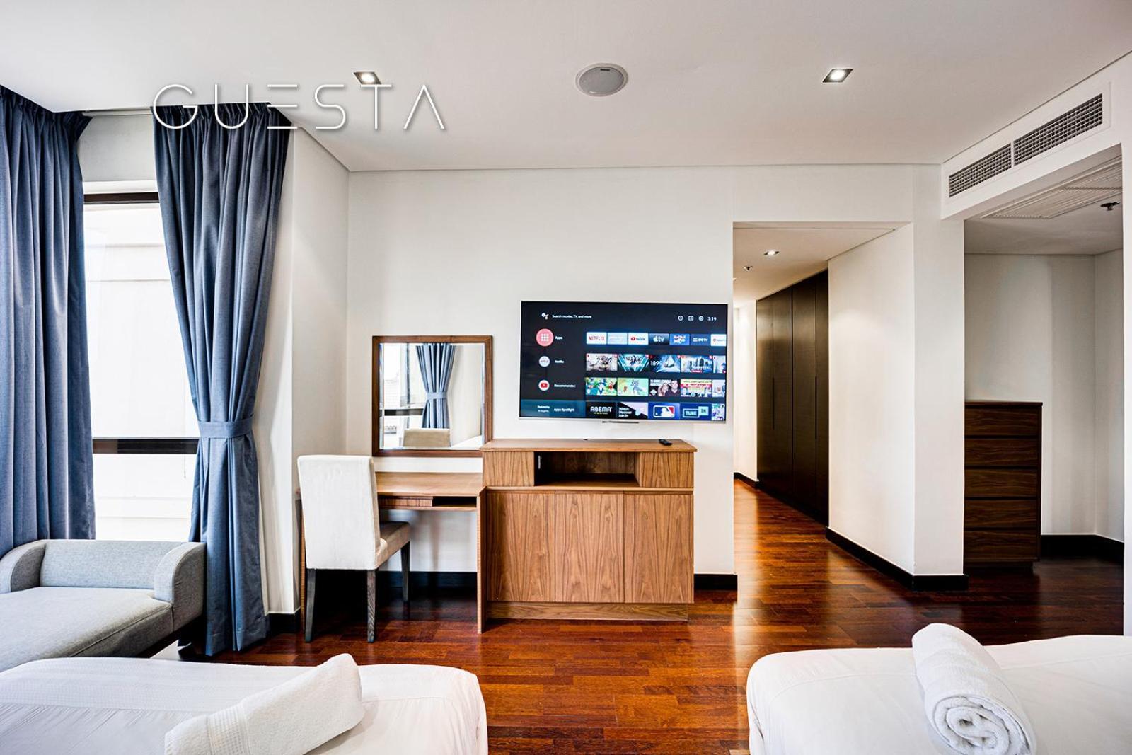 Apartment Royal Amwaj Apartments, Palm Jumeirah, Free And Pool Access