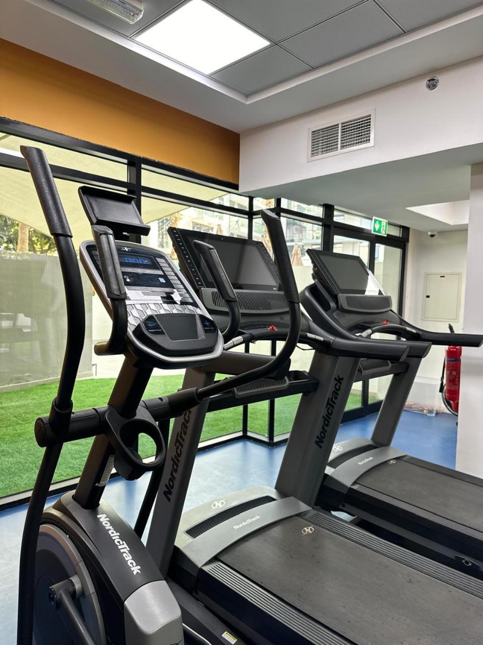 Izzzi Life Mint Aparthotel *